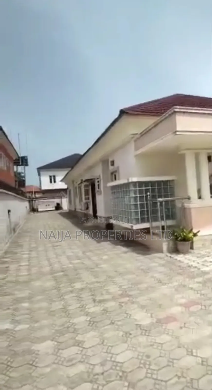 4bdrm Bungalow in Sunview Estate, Sangotedo for sale