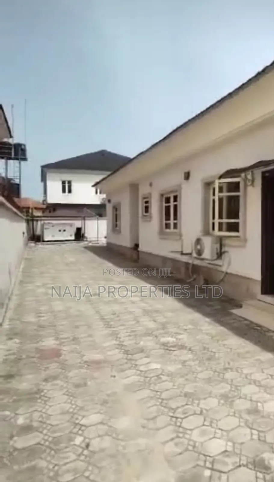 4bdrm Bungalow in Sunview Estate, Sangotedo for sale