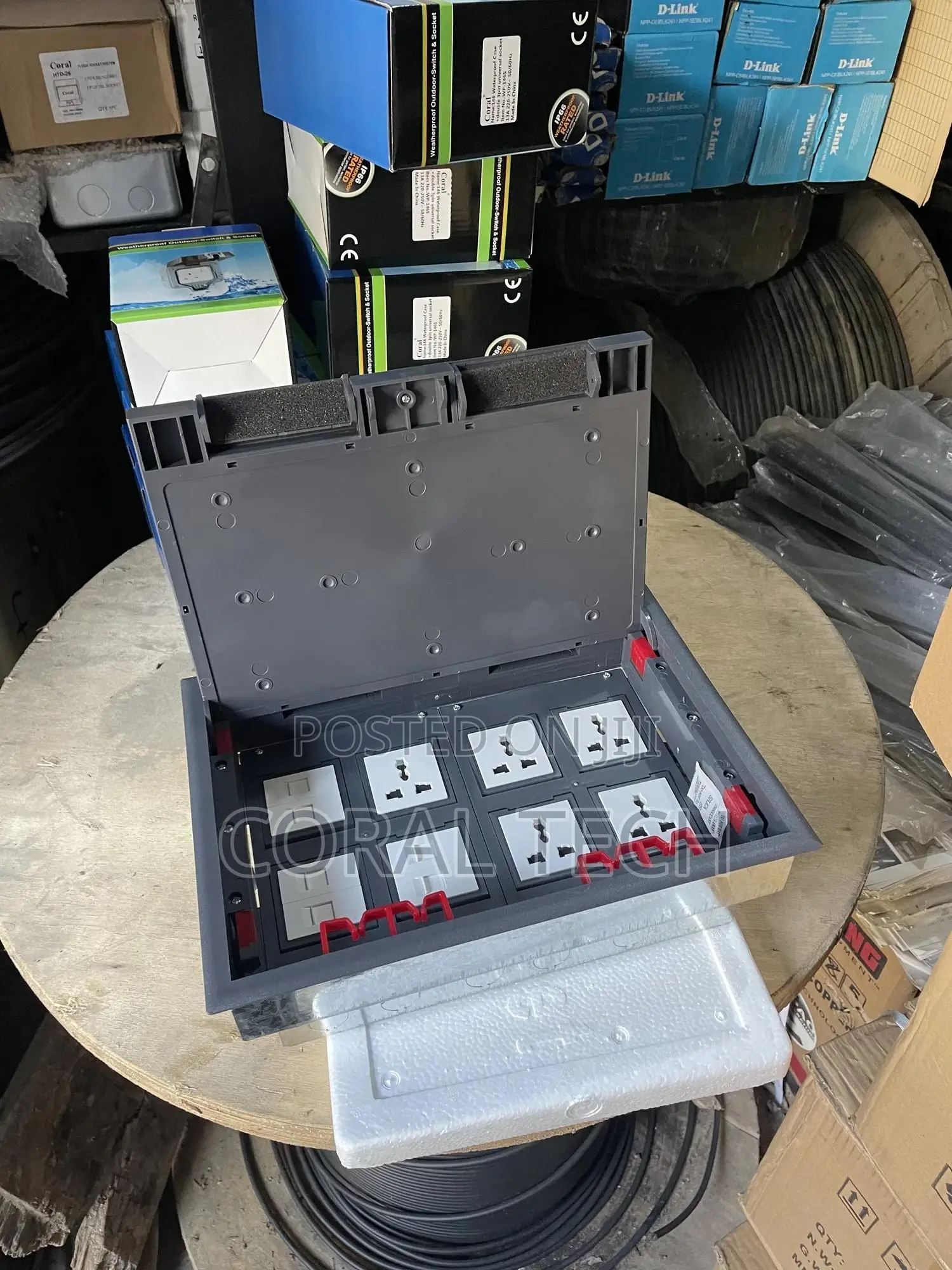 8 Way Floor Socket (5 Power 6 Rj45 Data)