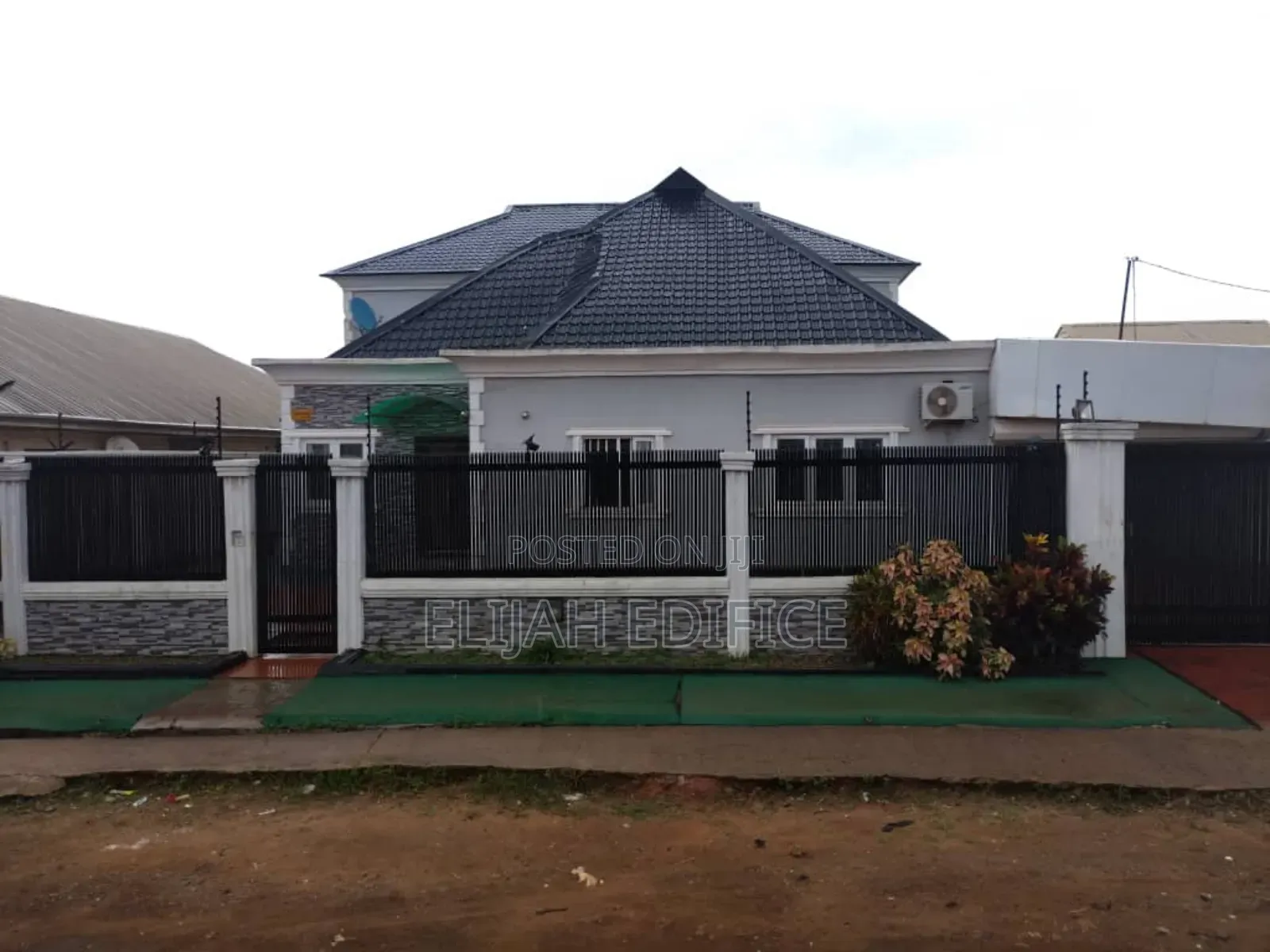 Furnished 5bdrm Duplex in Elepe, Ijede / Ikorodu for rent