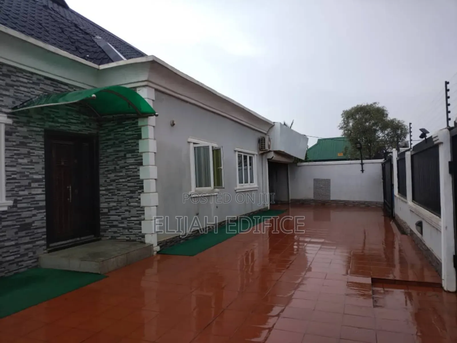 Furnished 5bdrm Duplex in Elepe, Ijede / Ikorodu for rent