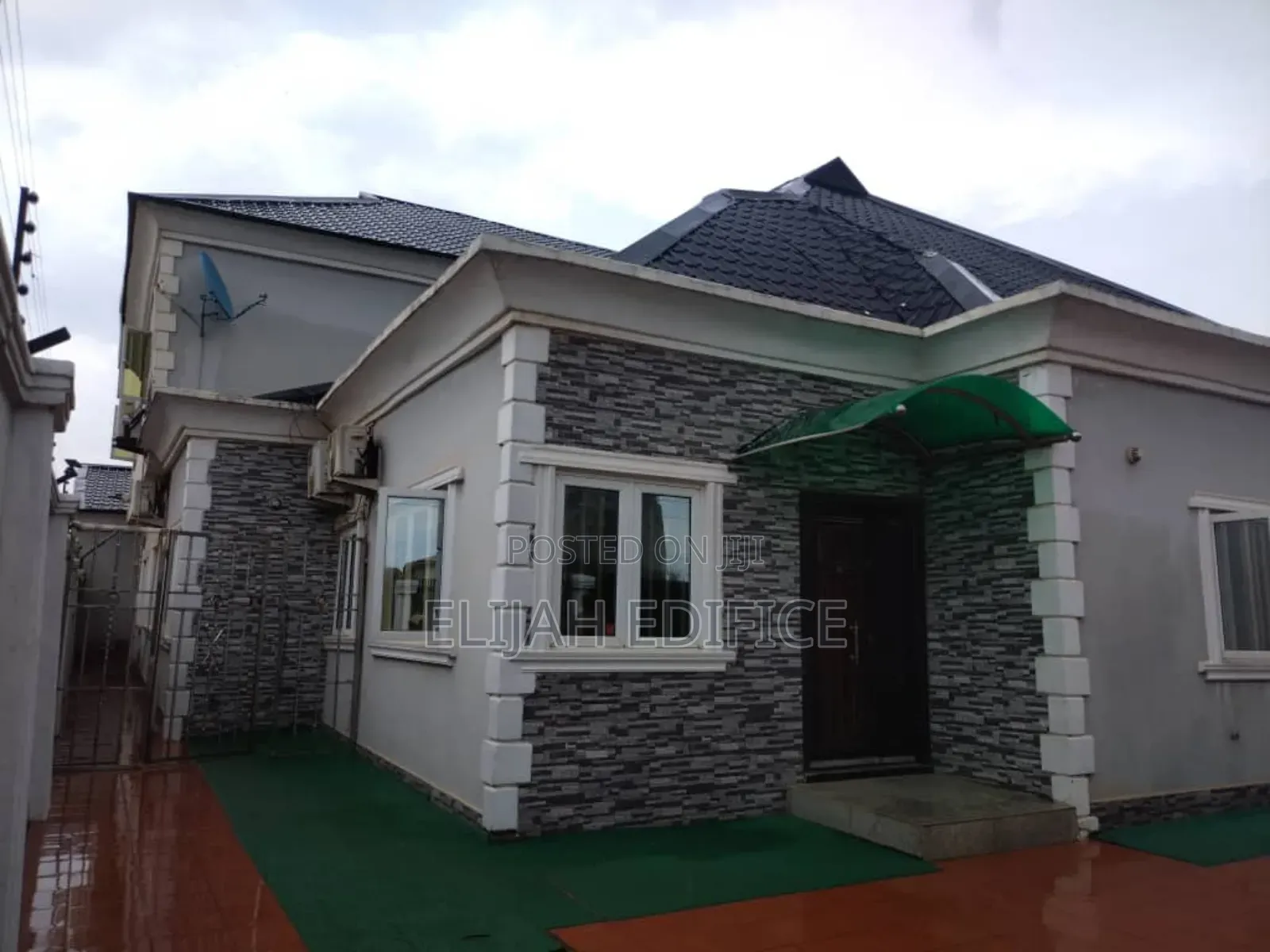 Furnished 5bdrm Duplex in Elepe, Ijede / Ikorodu for rent