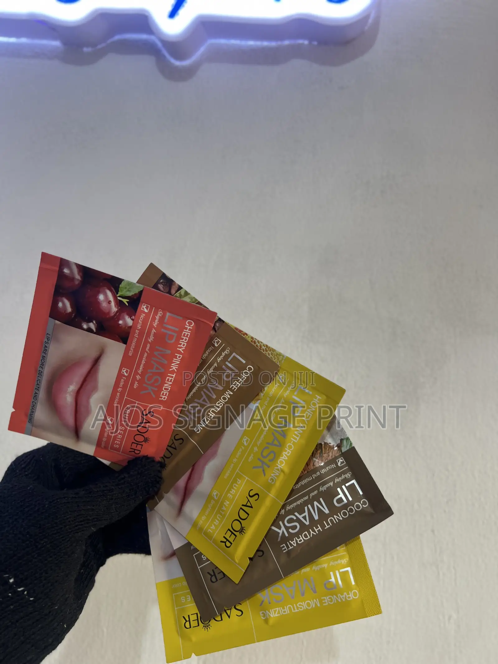Sadoer Lip Mask