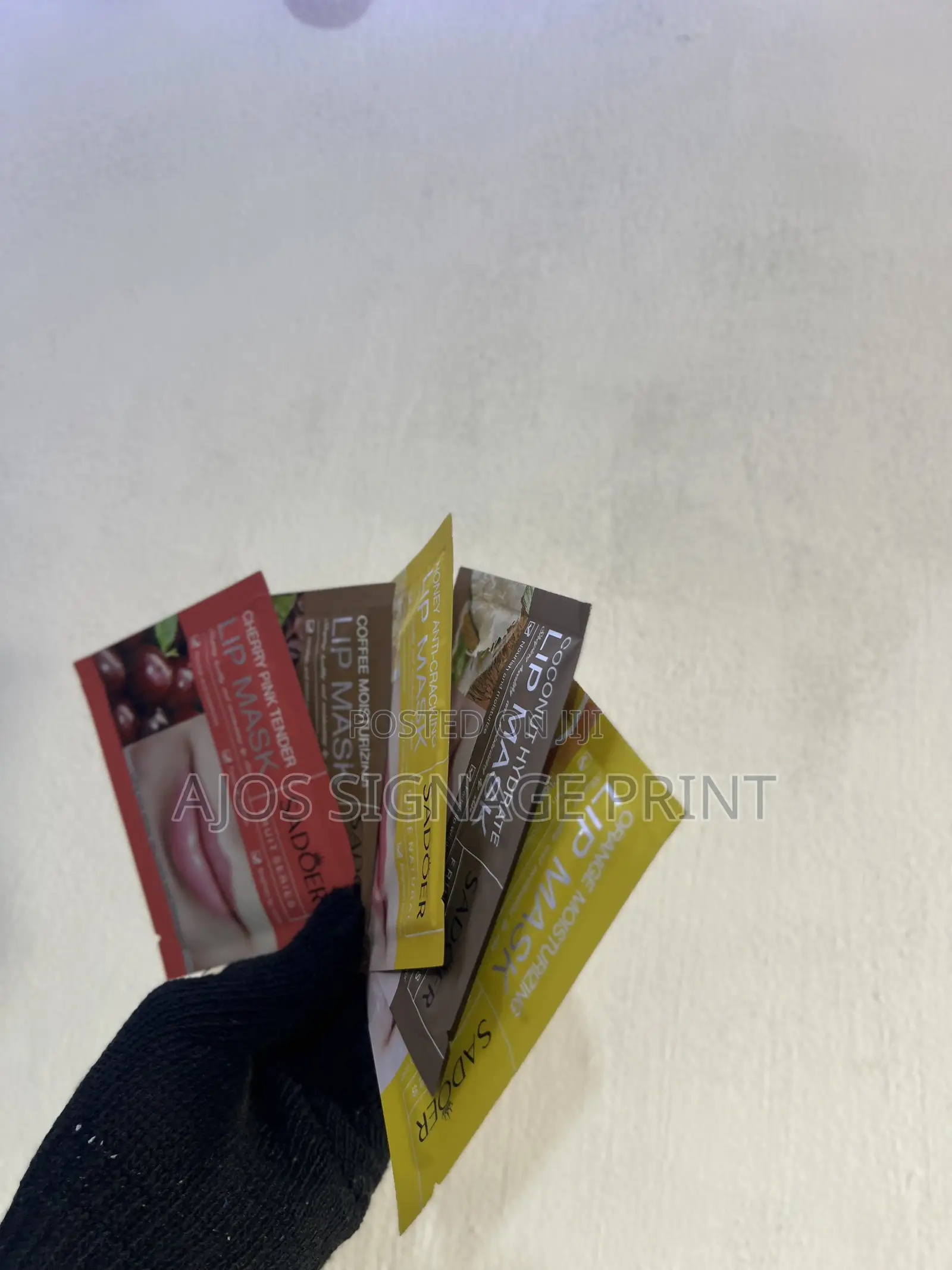 Sadoer Lip Mask