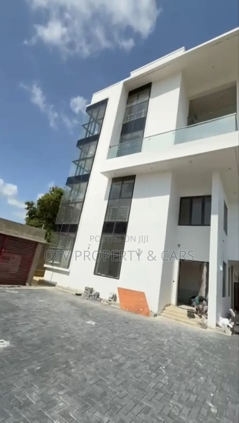 Furnished 6bdrm Duplex in Banana Island for sale