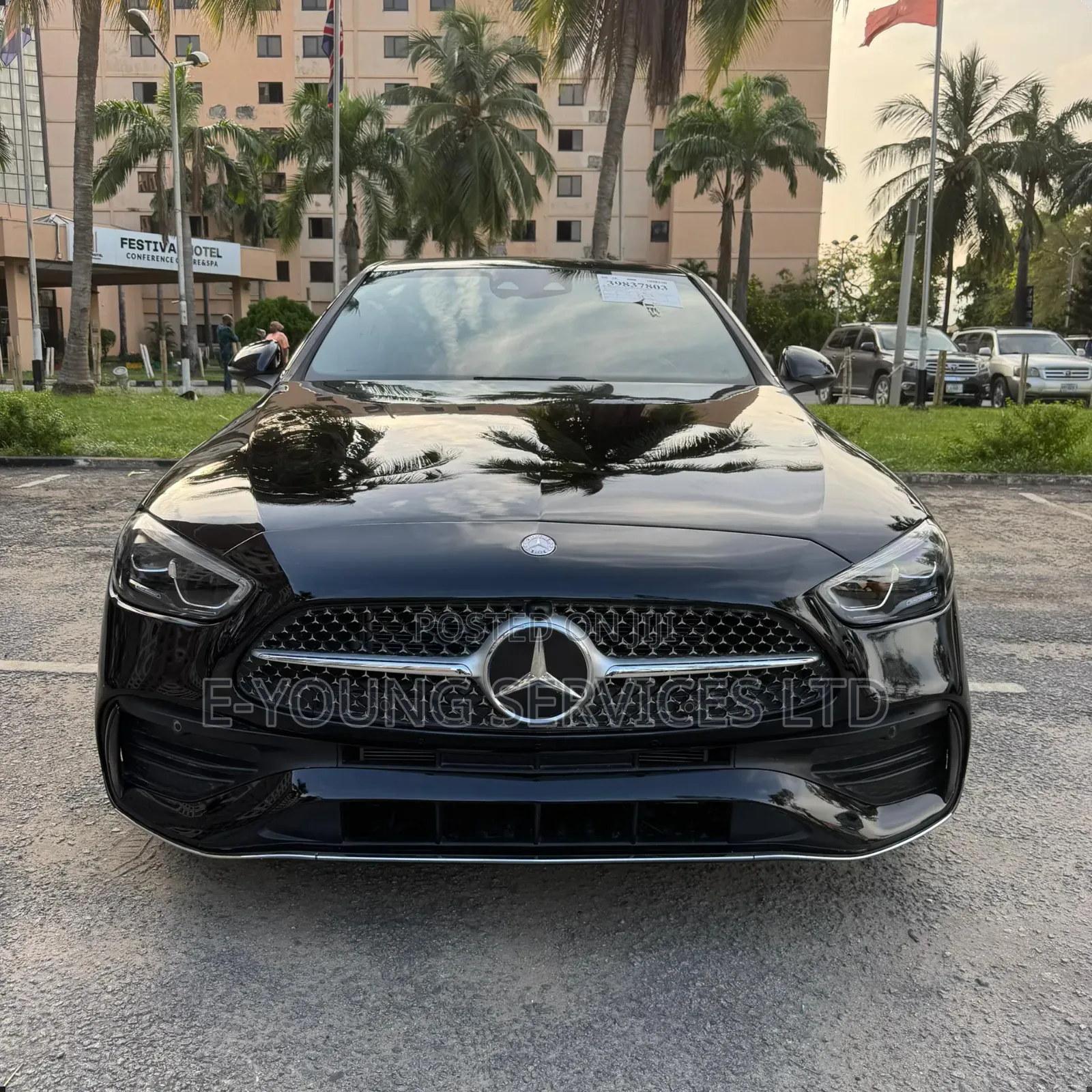 Mercedes-Benz C300 2023 Black