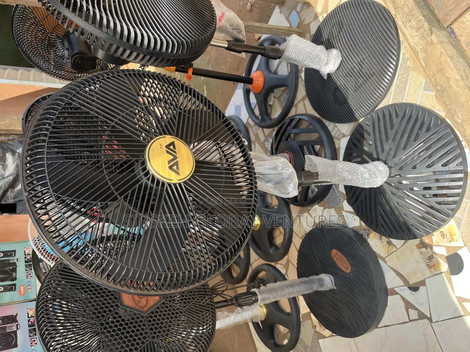 18” Original Ava Standing Fan