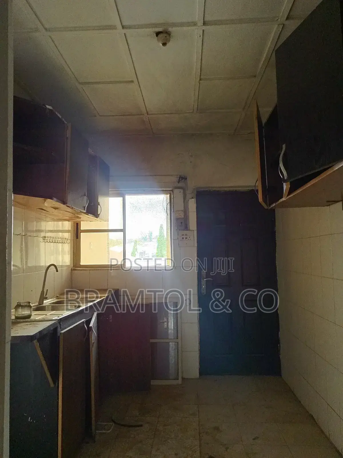 3bdrm Block of Flats in Wuse 2 for rent