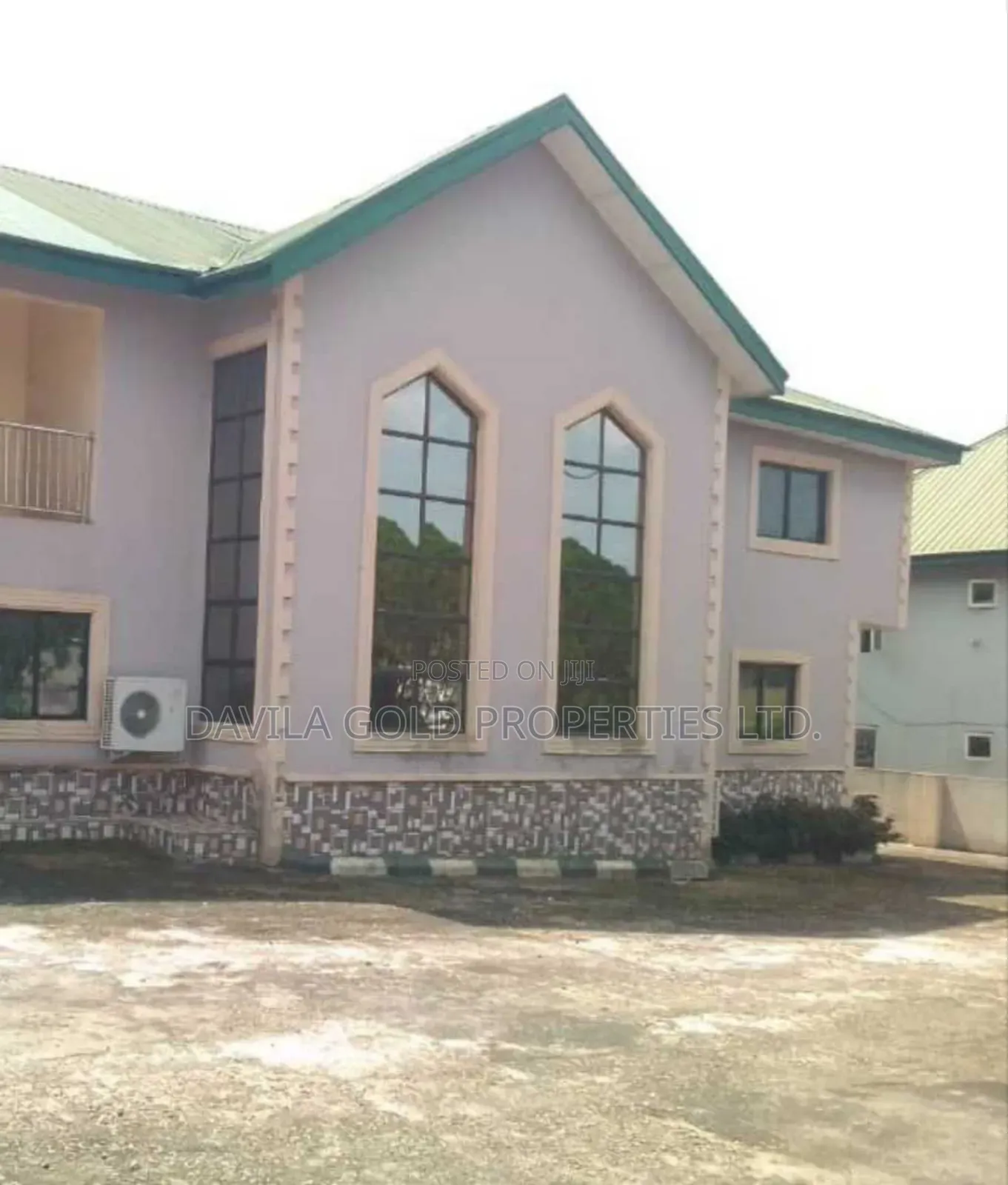 6bdrm Duplex in Benin City for sale