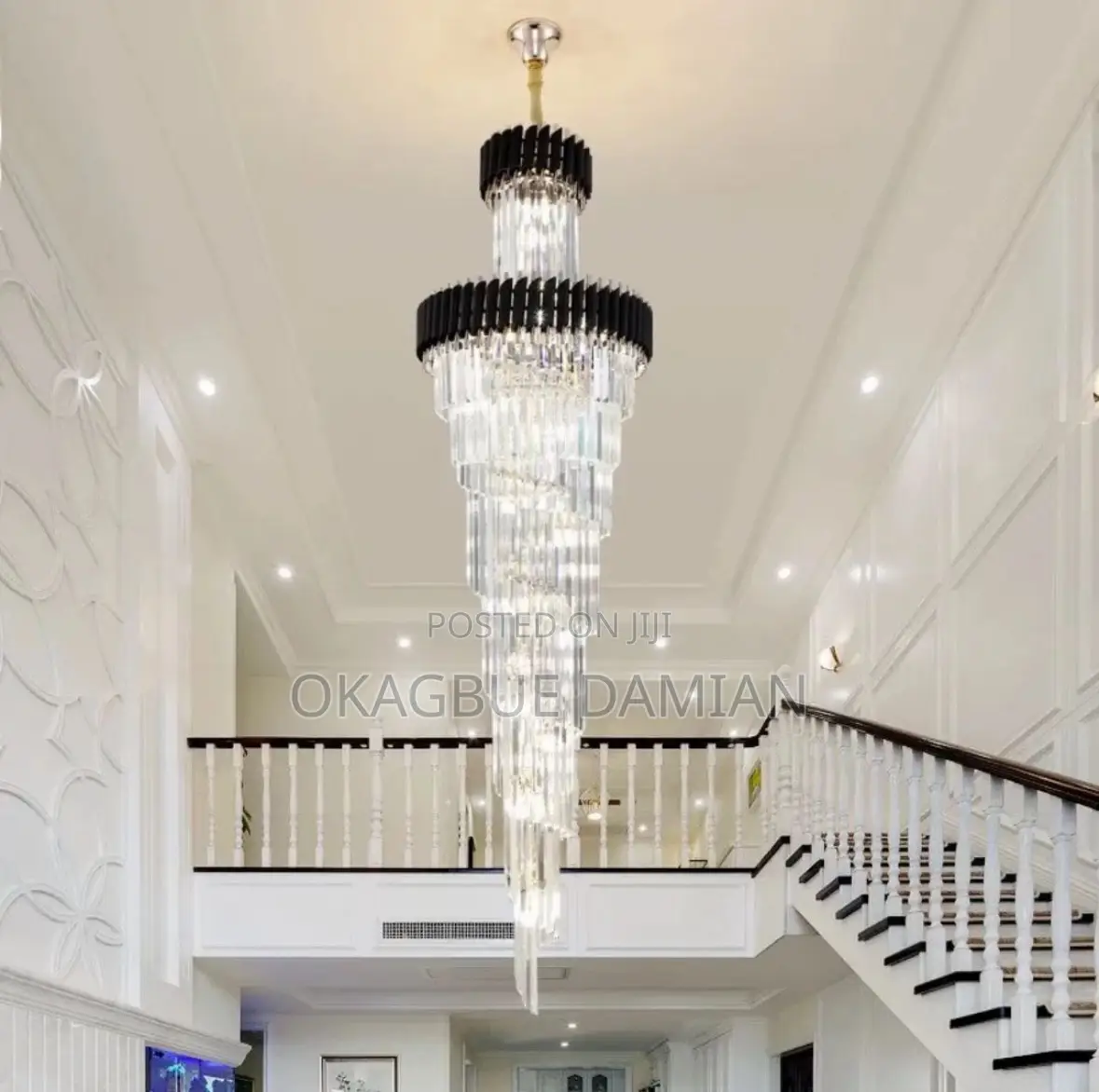 Villa Stair Long Chandelier