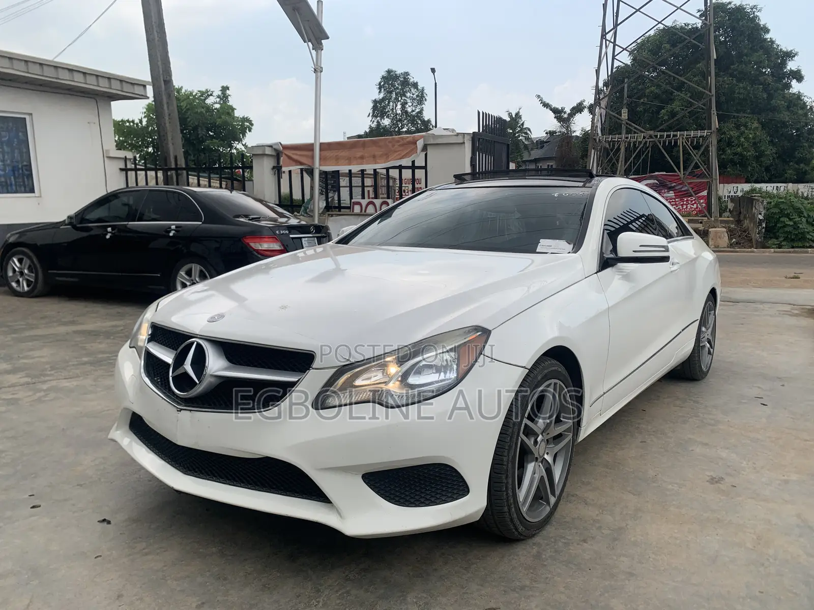 Mercedes-Benz E350 Base 4Matic Coupe AWD (3.5L 6cyl 7A) 2014 White