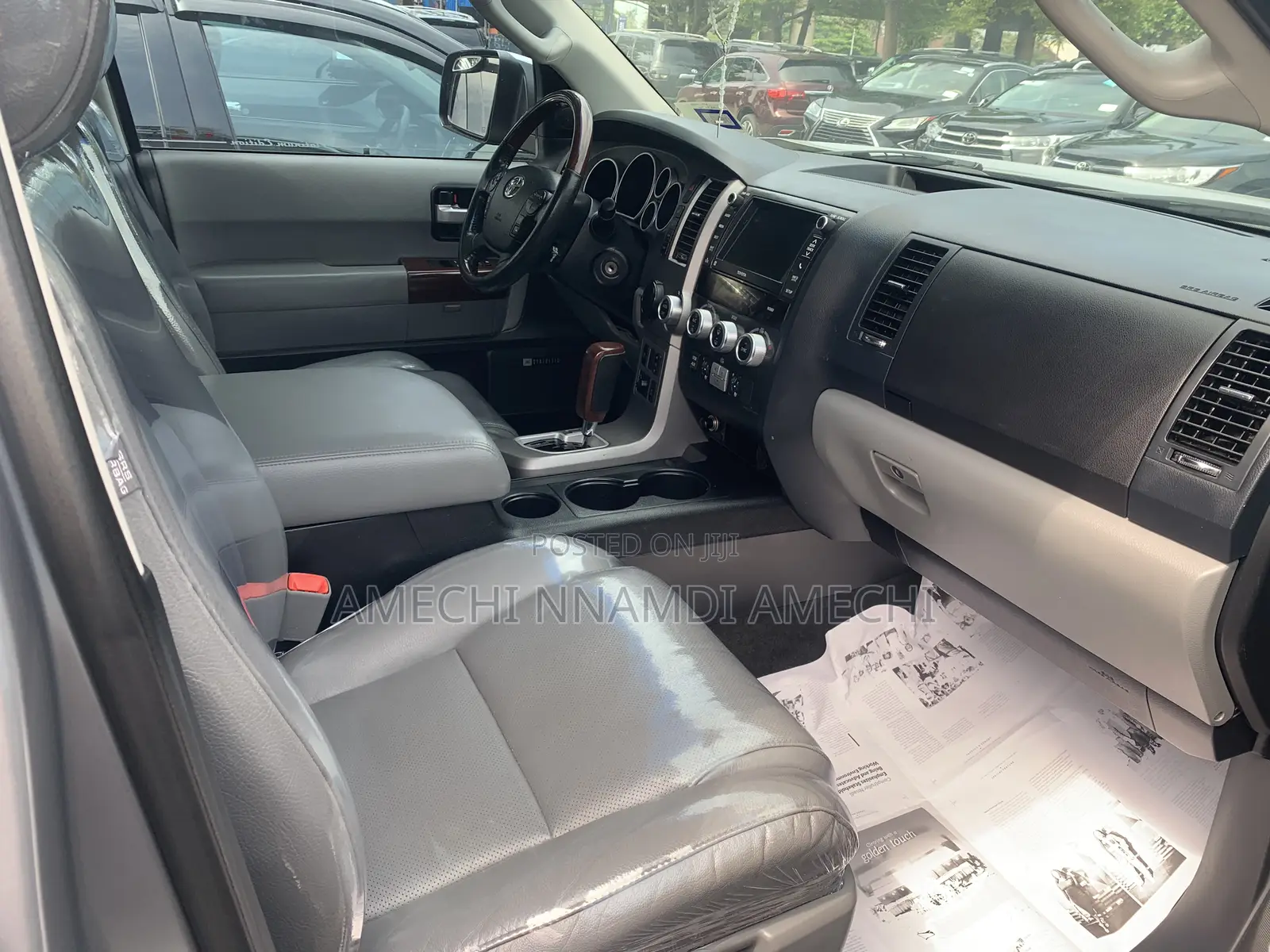 Toyota Sequoia Platinum 4dr SUV (5.7L 8cyl 6A) 2015 Silver