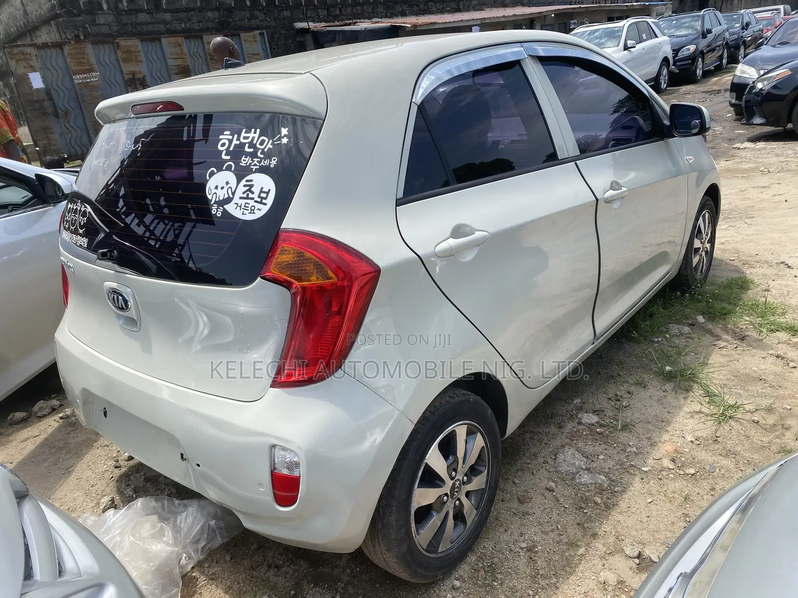 Kia Morning 2012 Off white