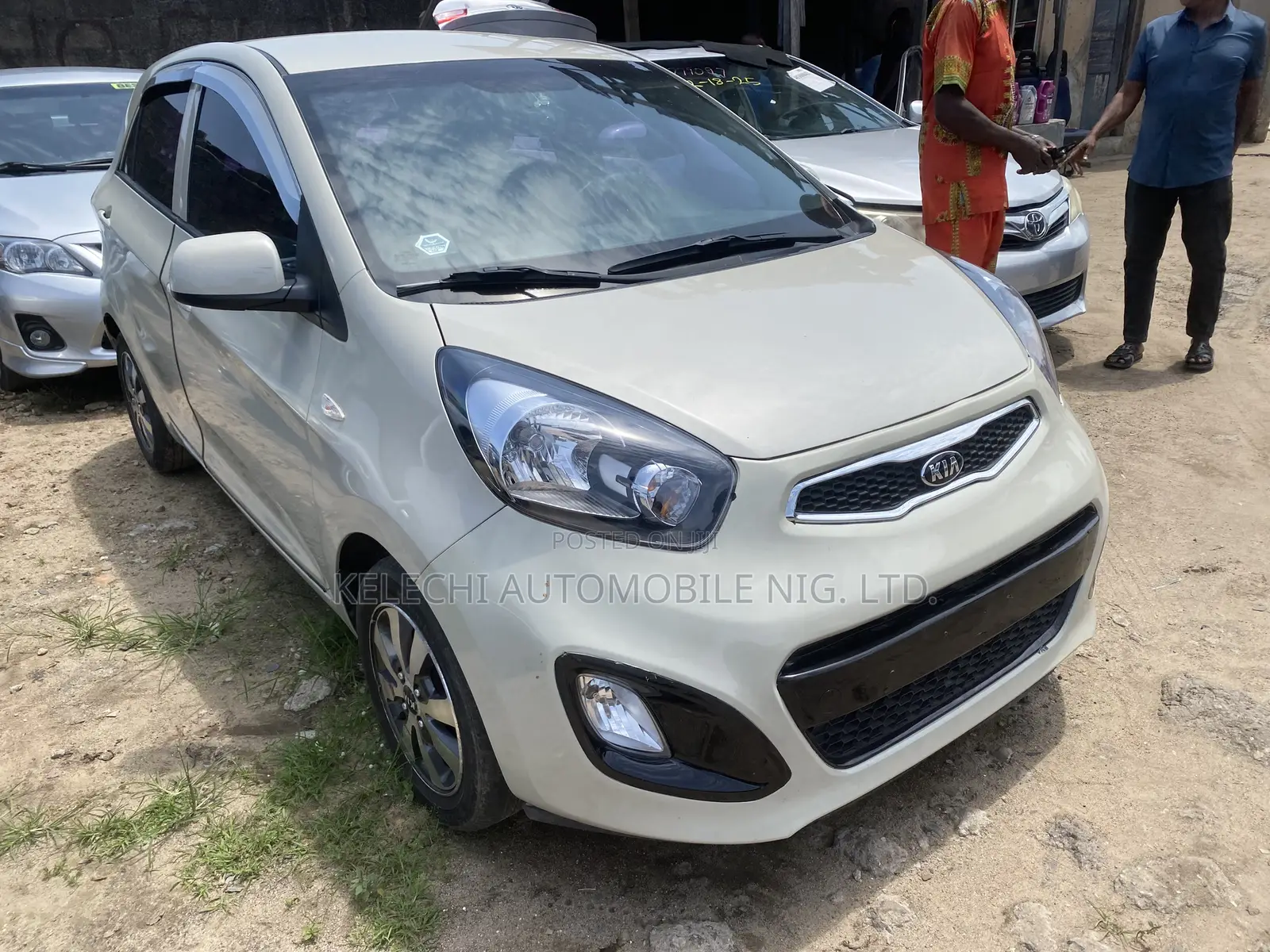 Kia Morning 2012 Off white
