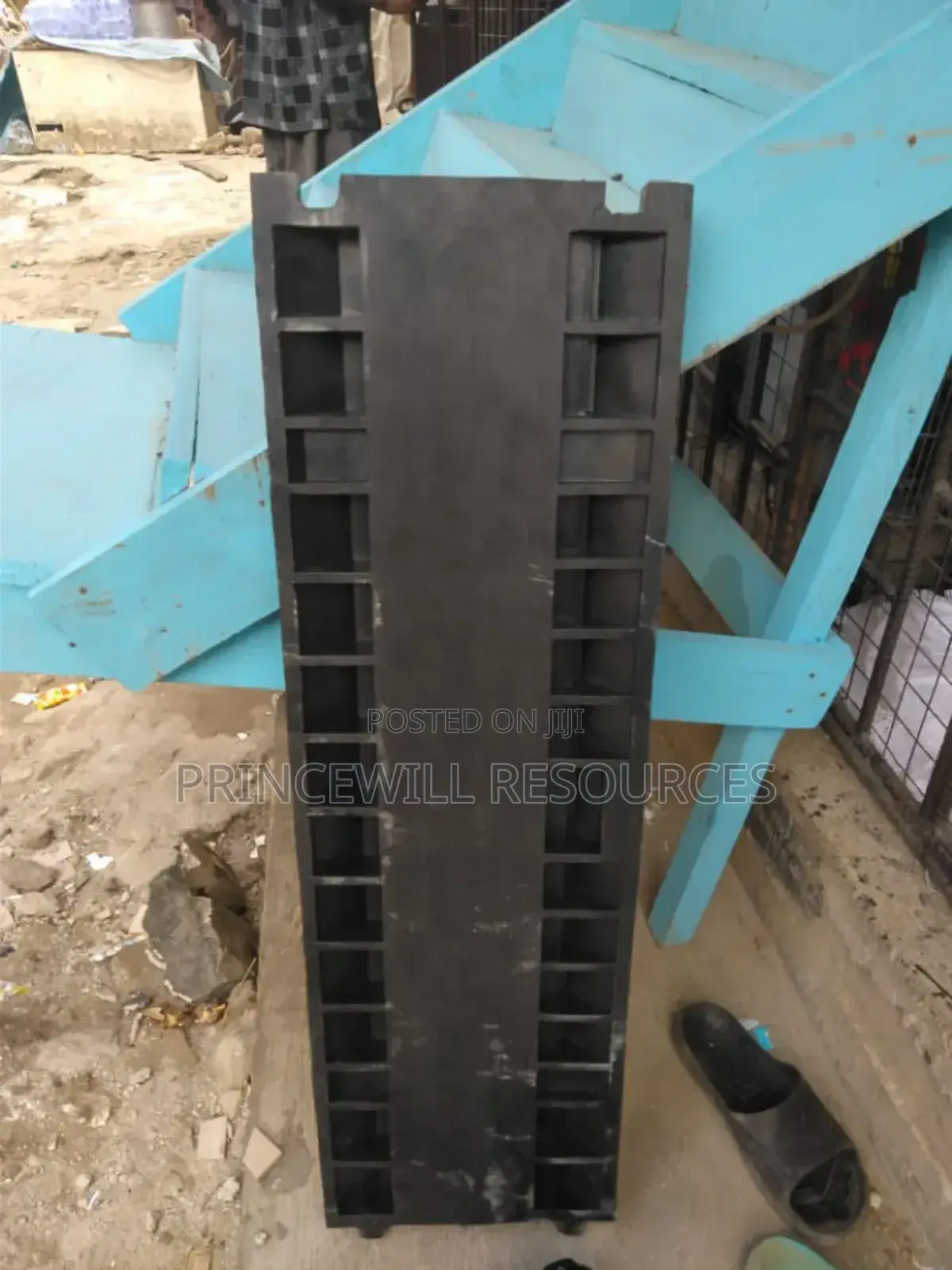 We Sell All Kinds of Materials Such as Oil Tools Pipe Line