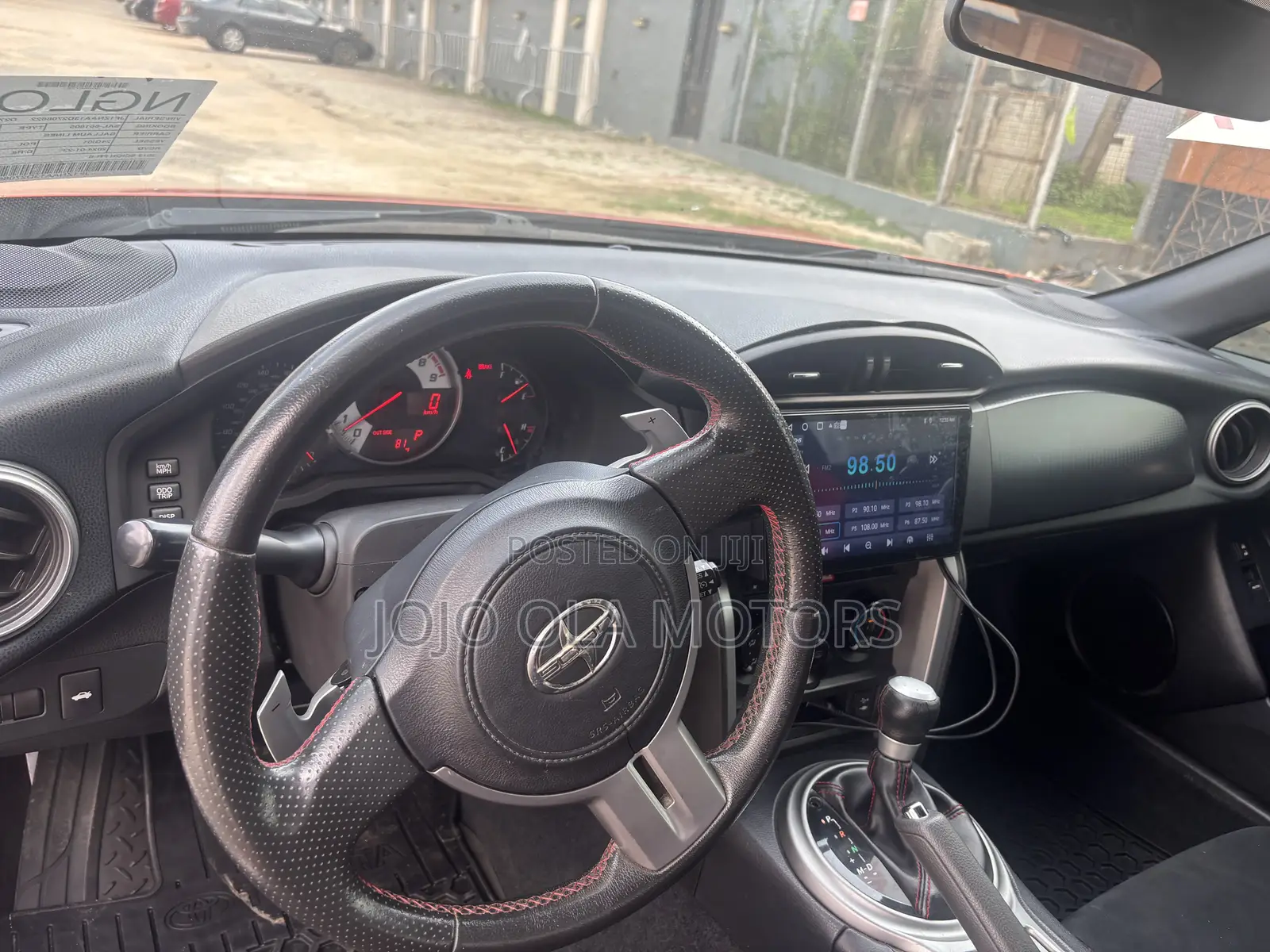 Toyota Corolla 2013 Orange