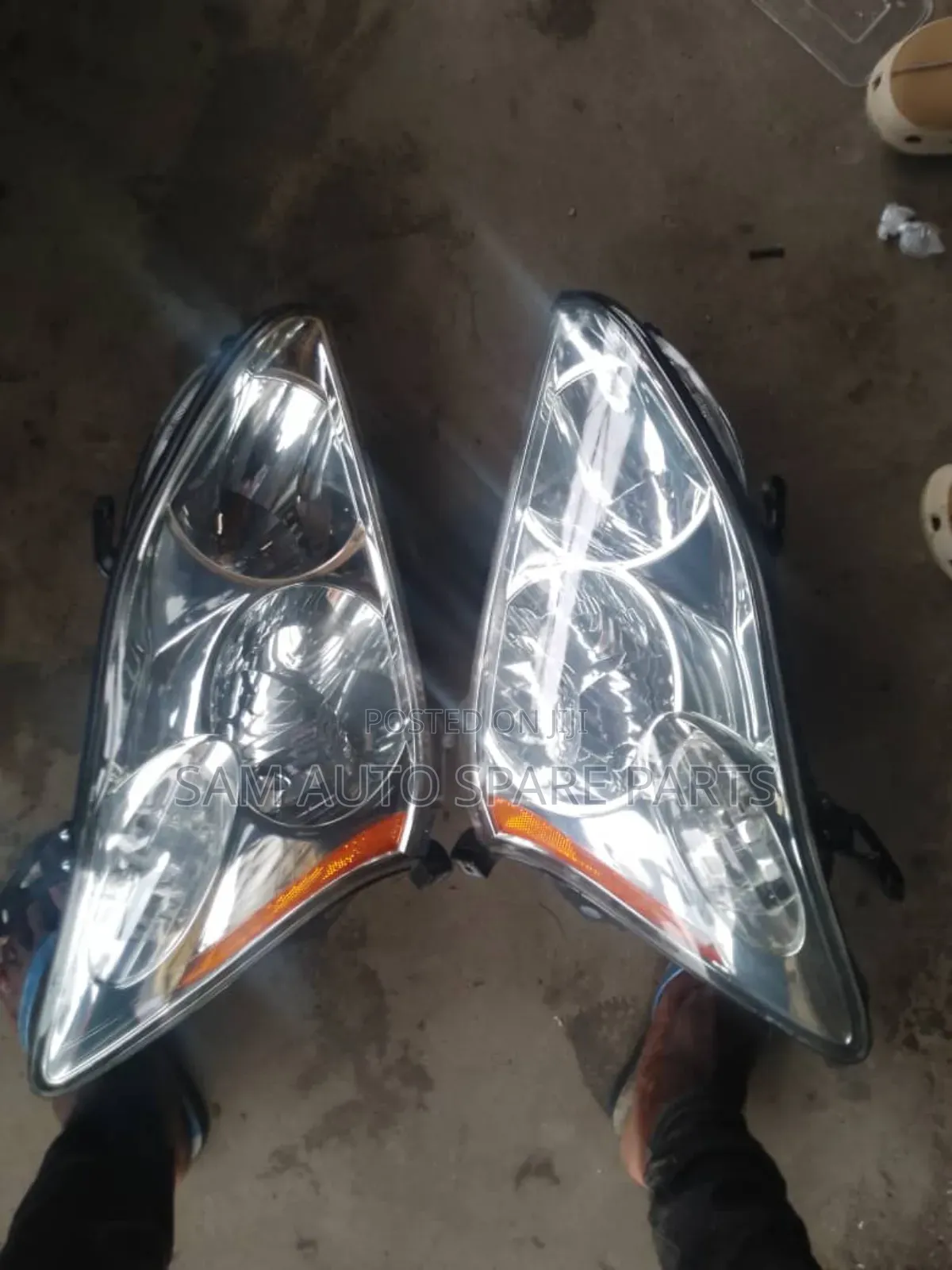 Lexus Rx 330 Complete Headlamp Set 07