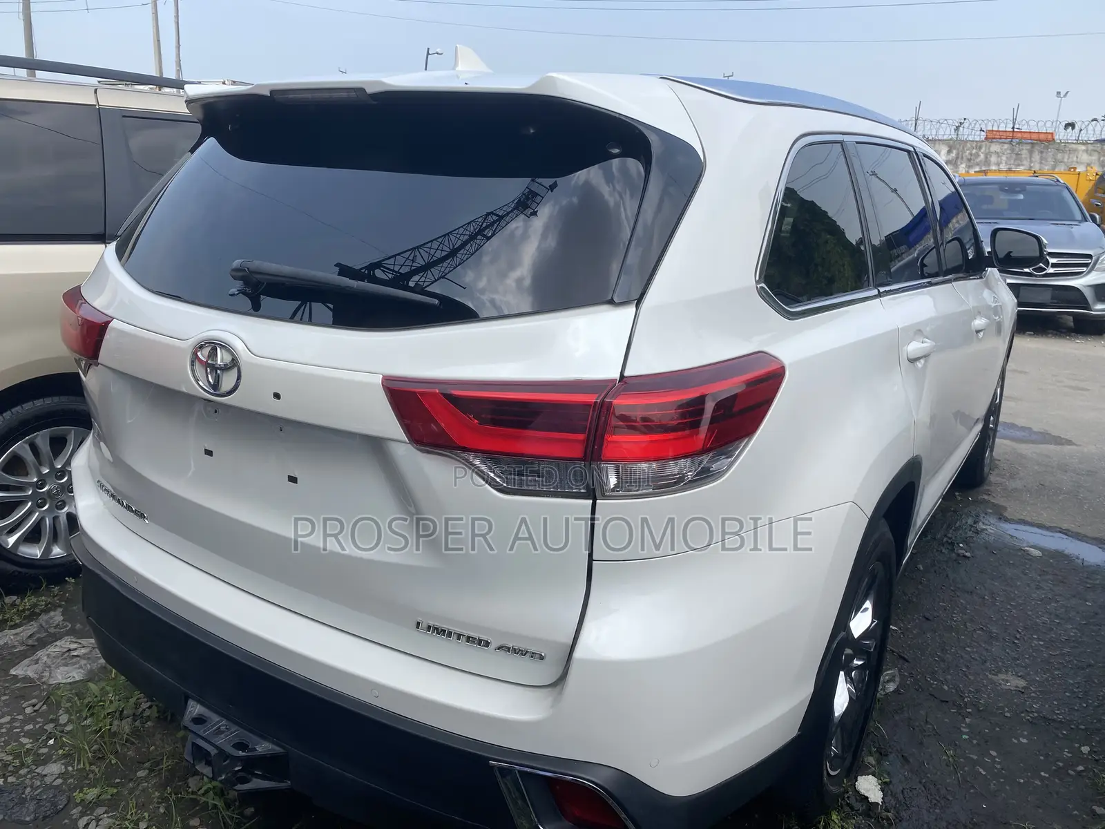 Toyota Highlander Limited 4x4 V6 (3.5L 6cyl 8A) 2017 White