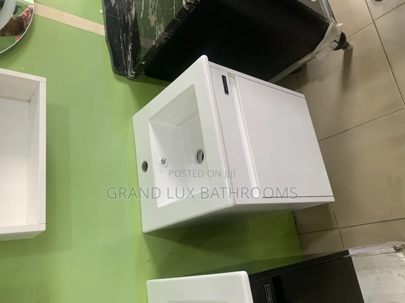 : "Modern Bathroom Vanity