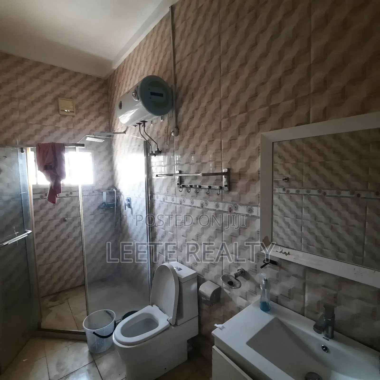 3bdrm Townhouse/Terrace in Jabi for sale
