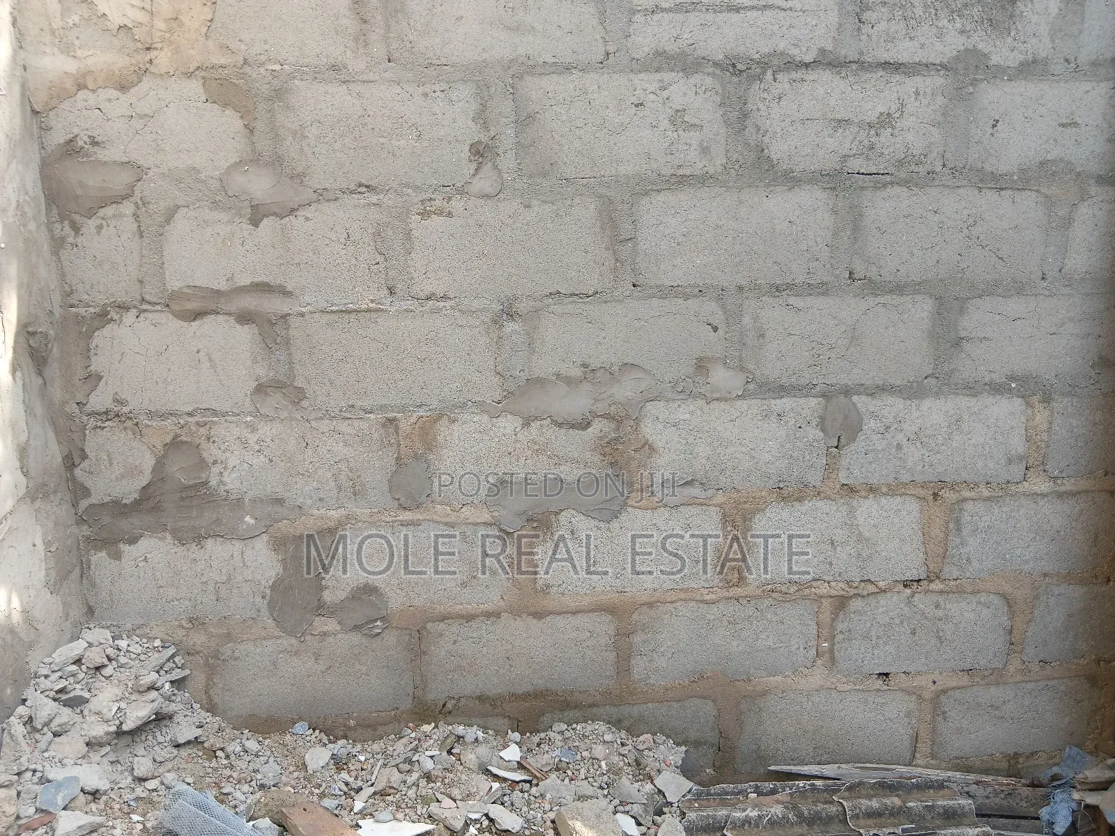 60/120ft (Full Plot) Distress Sal Custom B/S Abaranje Ikotun