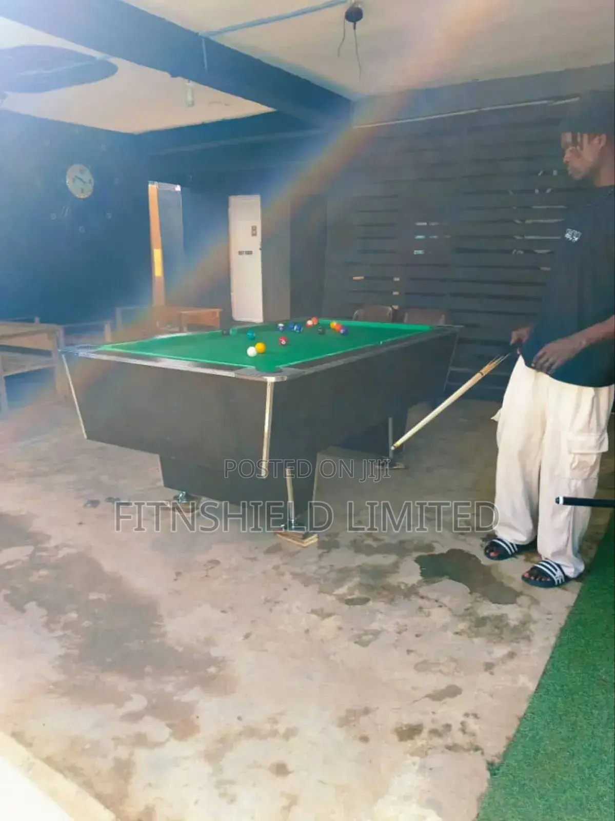 Snooker Starter Kit: 7ft Local Table + Accessories