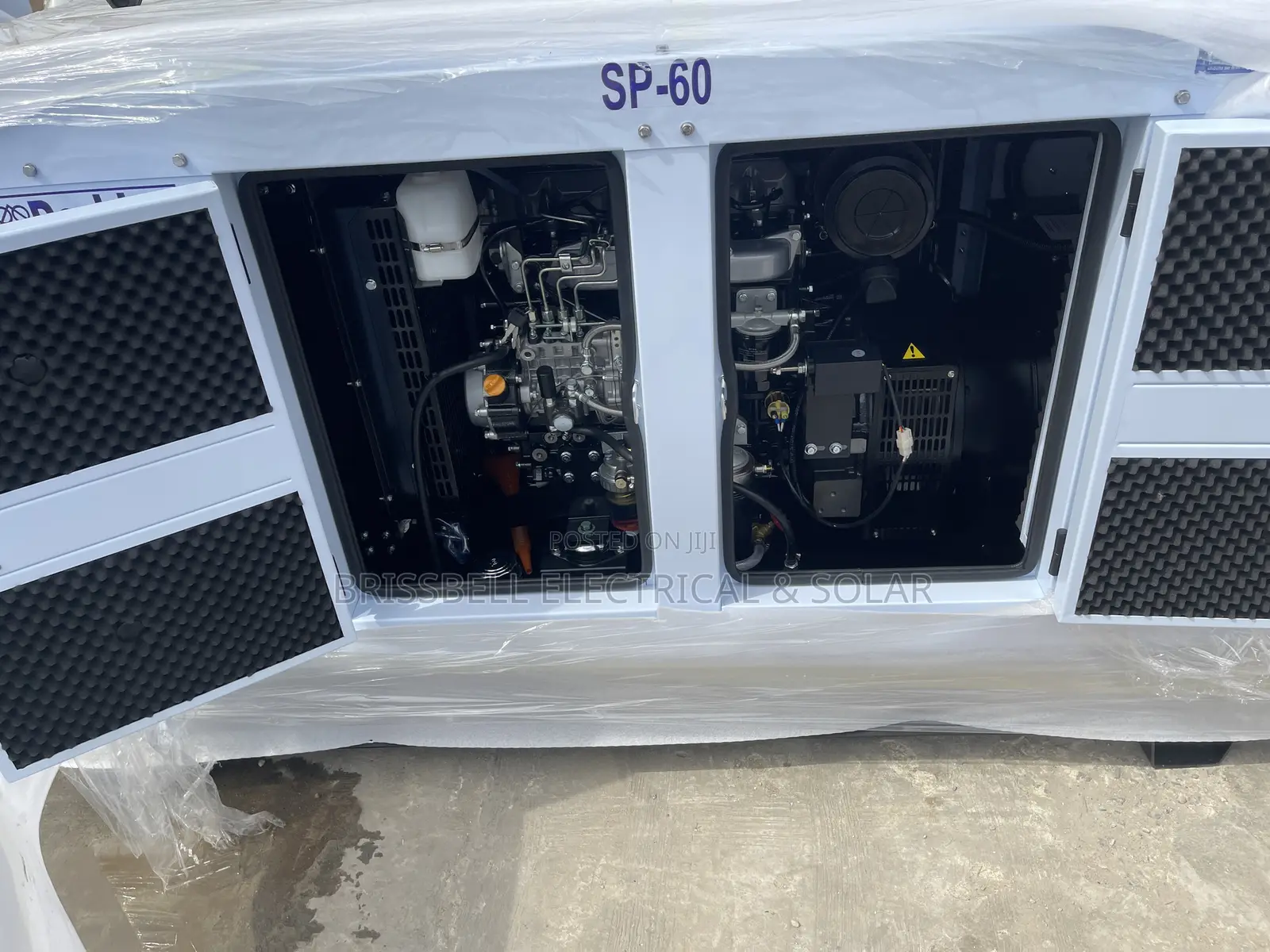 Original England Perkins Soundproof Diesel Generator 60kva