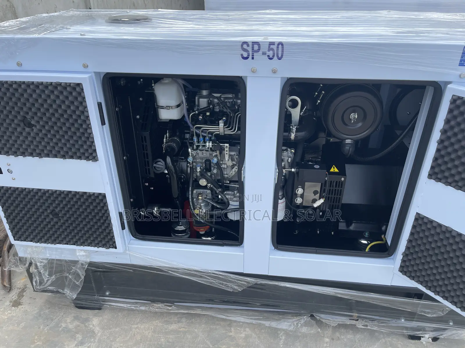 Original England Perkins Soundproof Diesel Generator 50kva