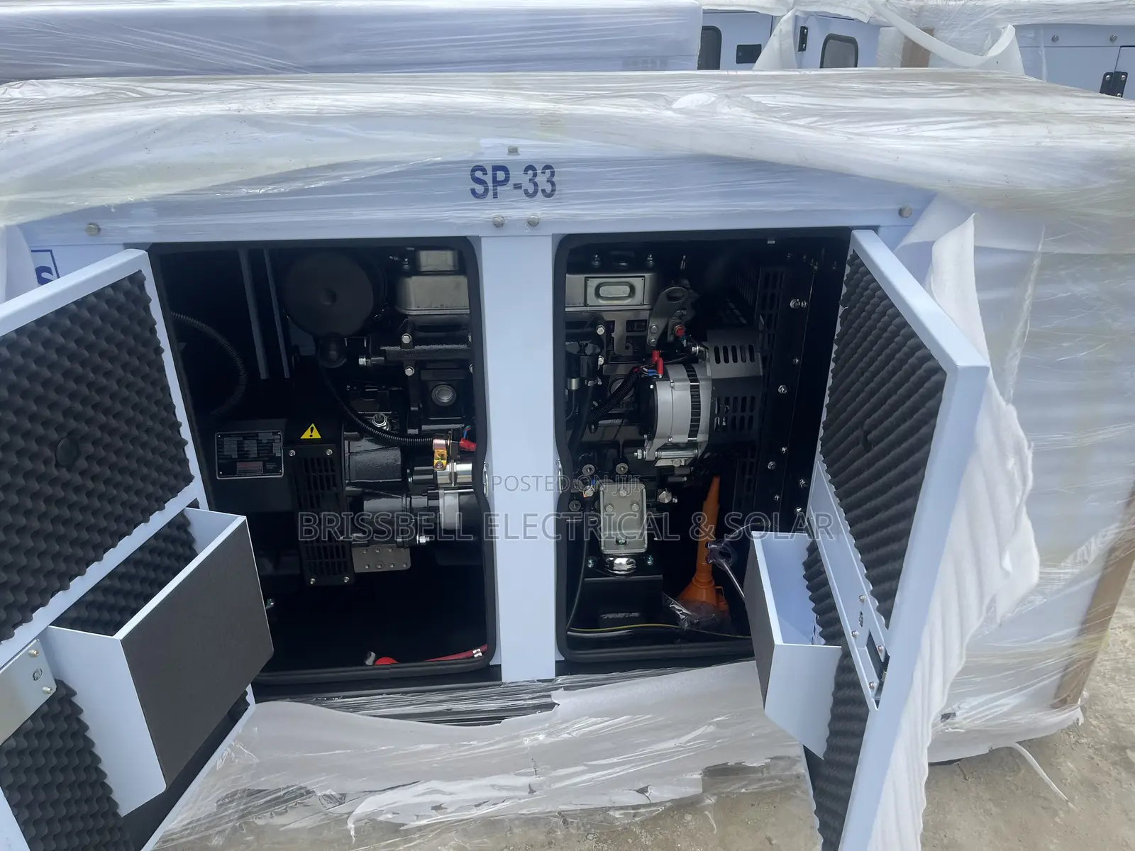 Original England Perkins Soundproof Diesel Generator 33kva
