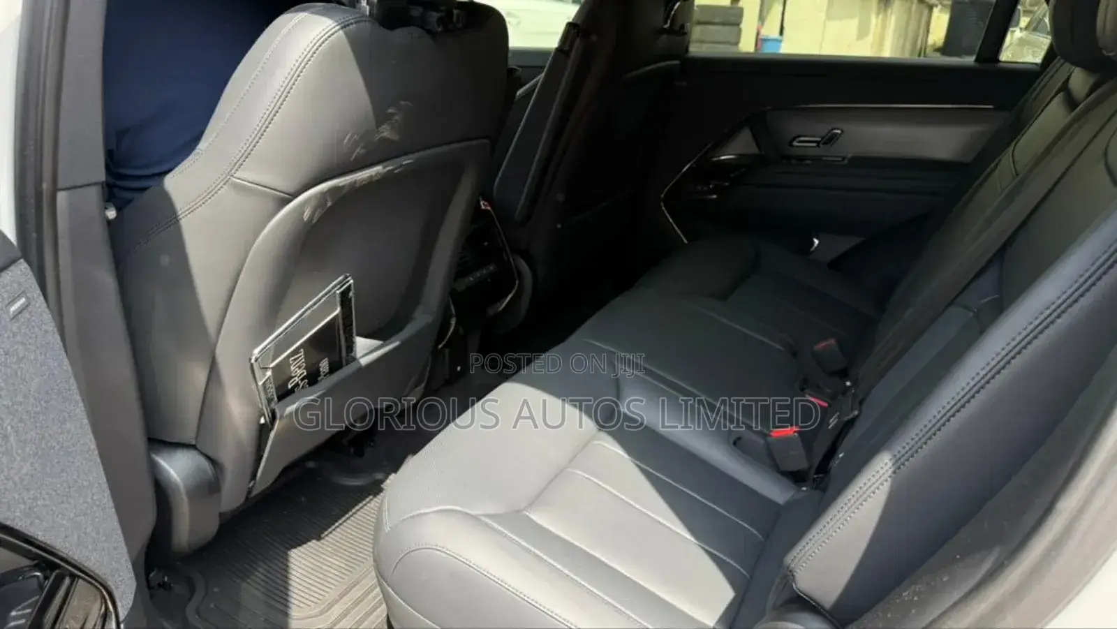 Land Rover Range Rover Sport SE 2024 White
