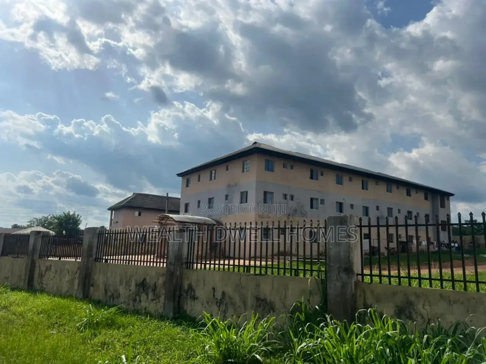 1bdrm Block of Flats in Futa North Gate, Akure for sale