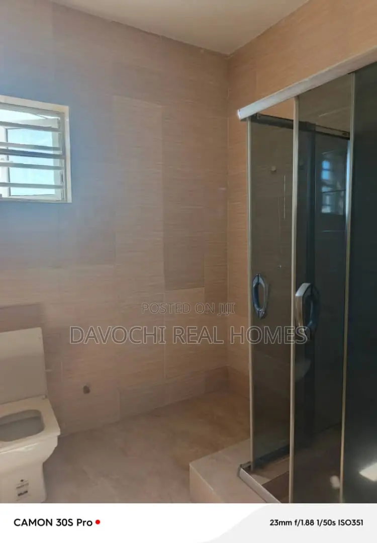 4bdrm Duplex in Orchid Road, Lekki Phase 2 for rent