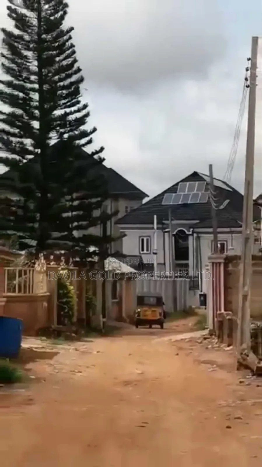 11bdrm Duplex in Benin City for sale