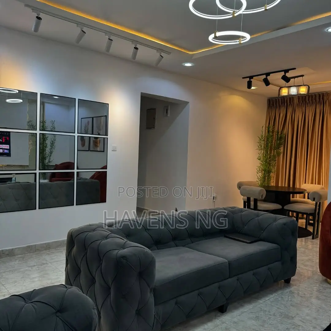 Luxury 2-Bedroom Apartment for Shortlet