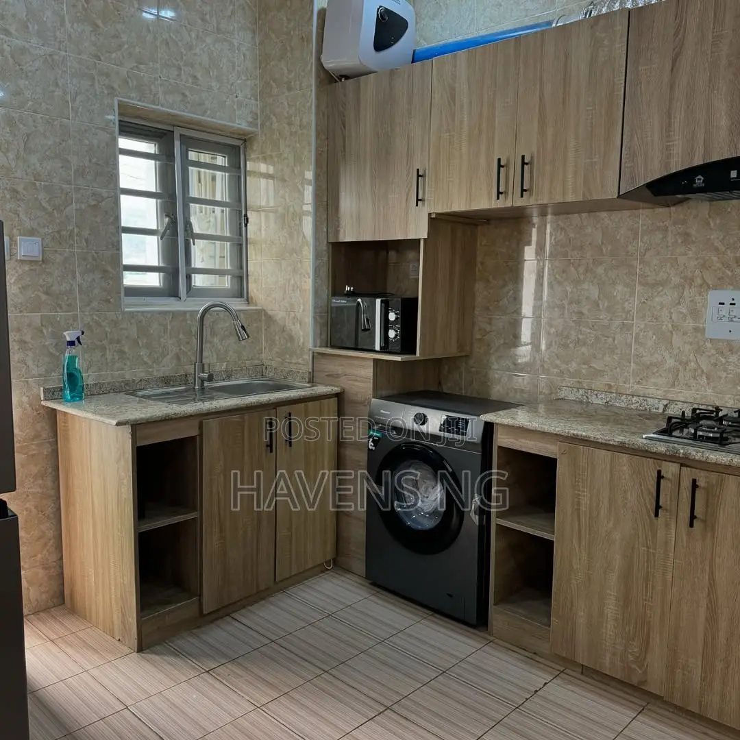 Luxury 2-Bedroom Apartment for Shortlet