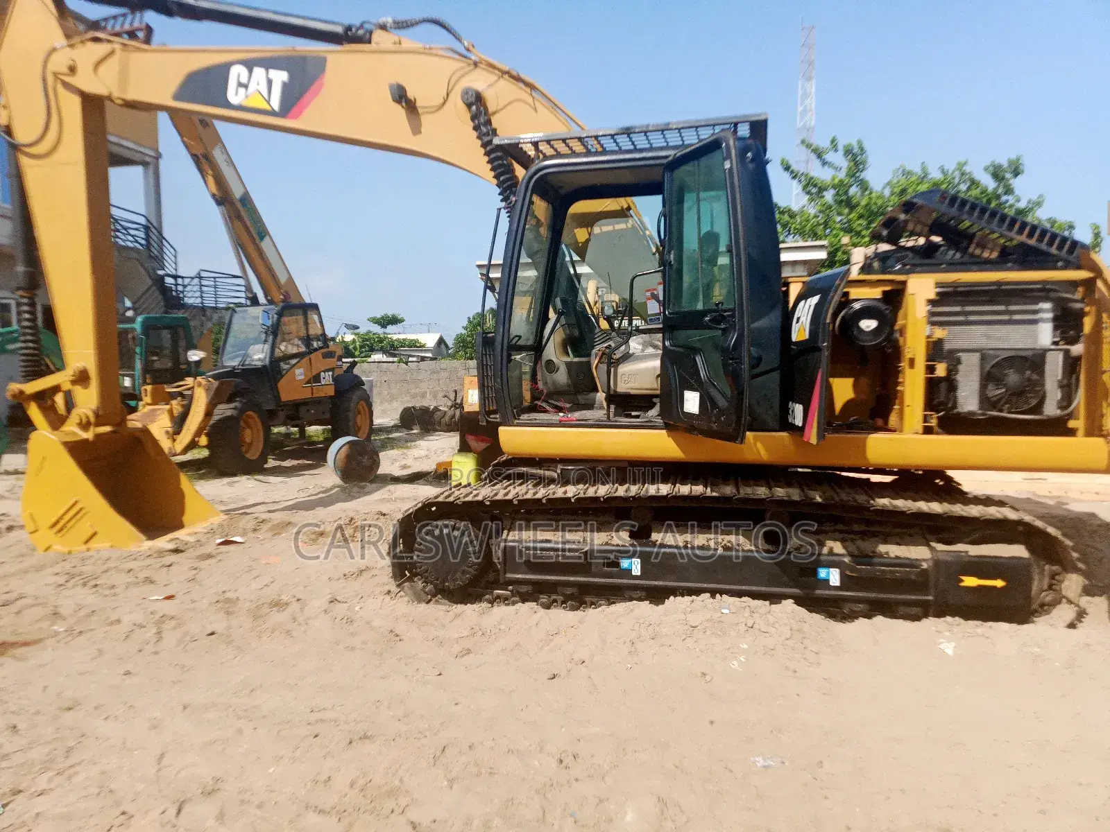 320d Foreign Used Caterpiller Excavator