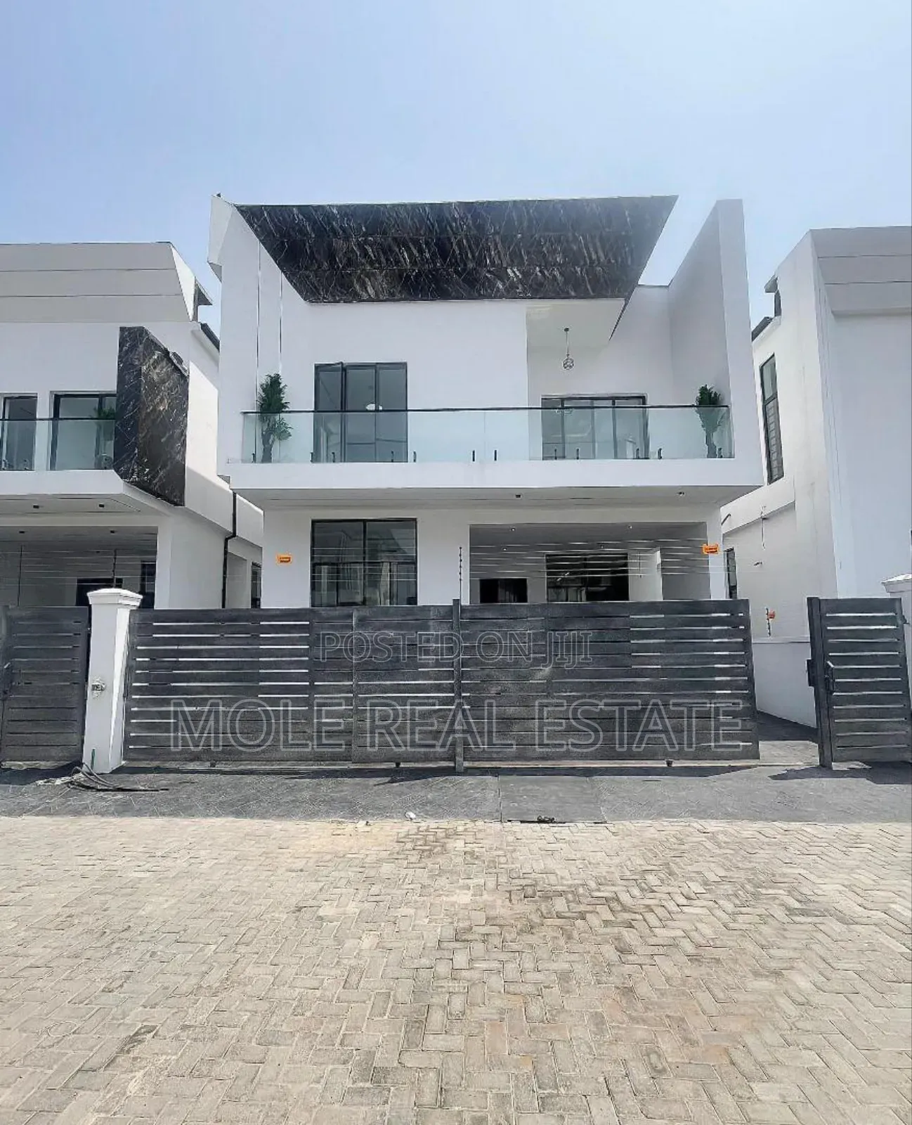 Furnished 5bdrm Duplex in Leki, Lekki for sale