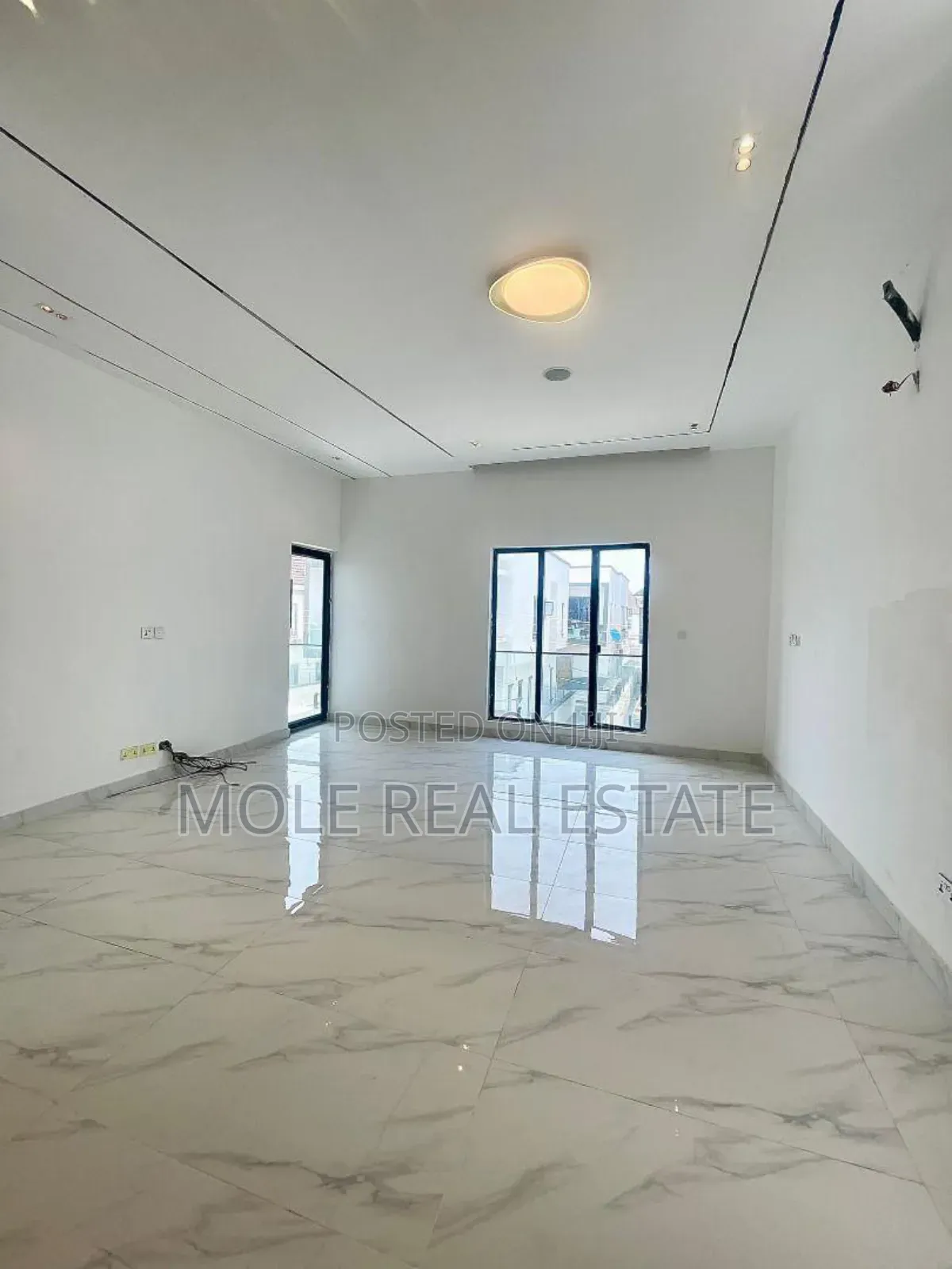 Furnished 5bdrm Duplex in Leki, Lekki for sale