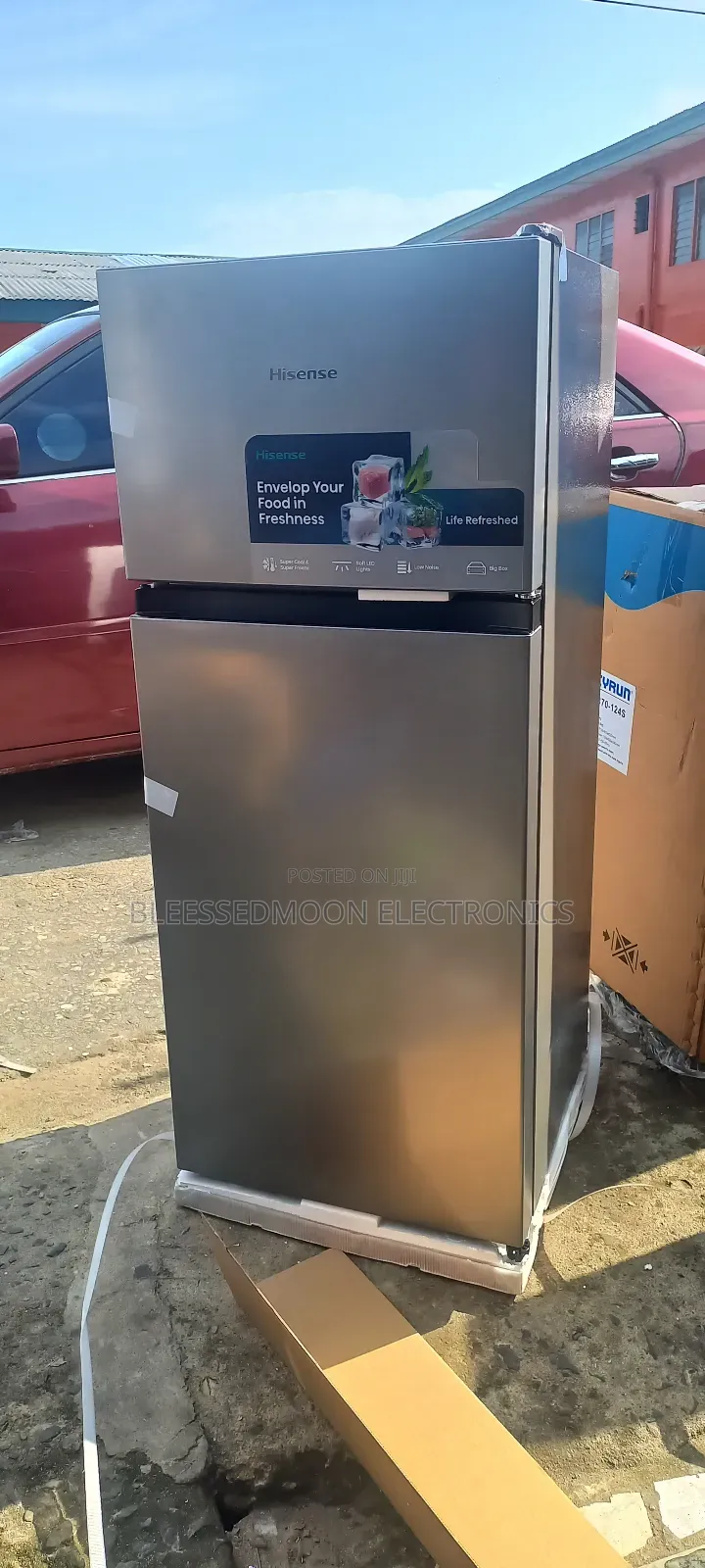 Hisense Standing Fridge 172liters