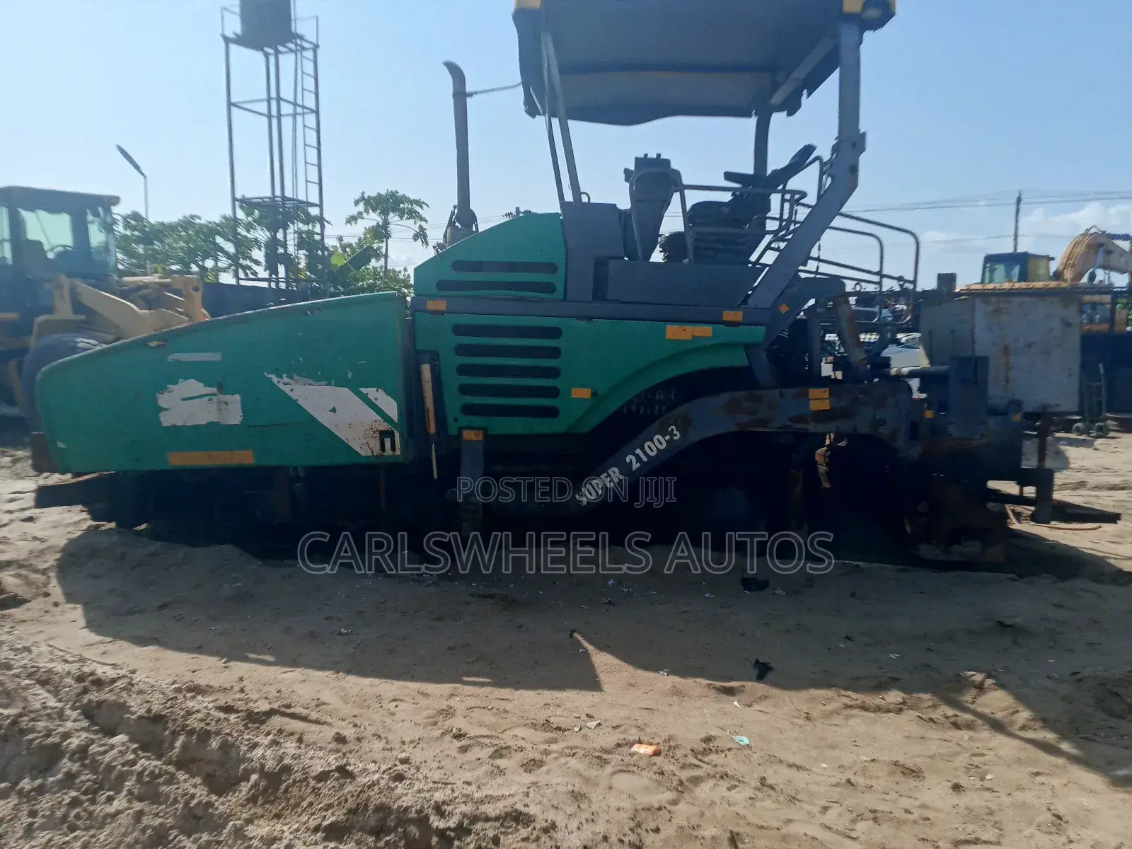 Foreign Used 2100-3 Vogele Paver Ashpalt Machine.