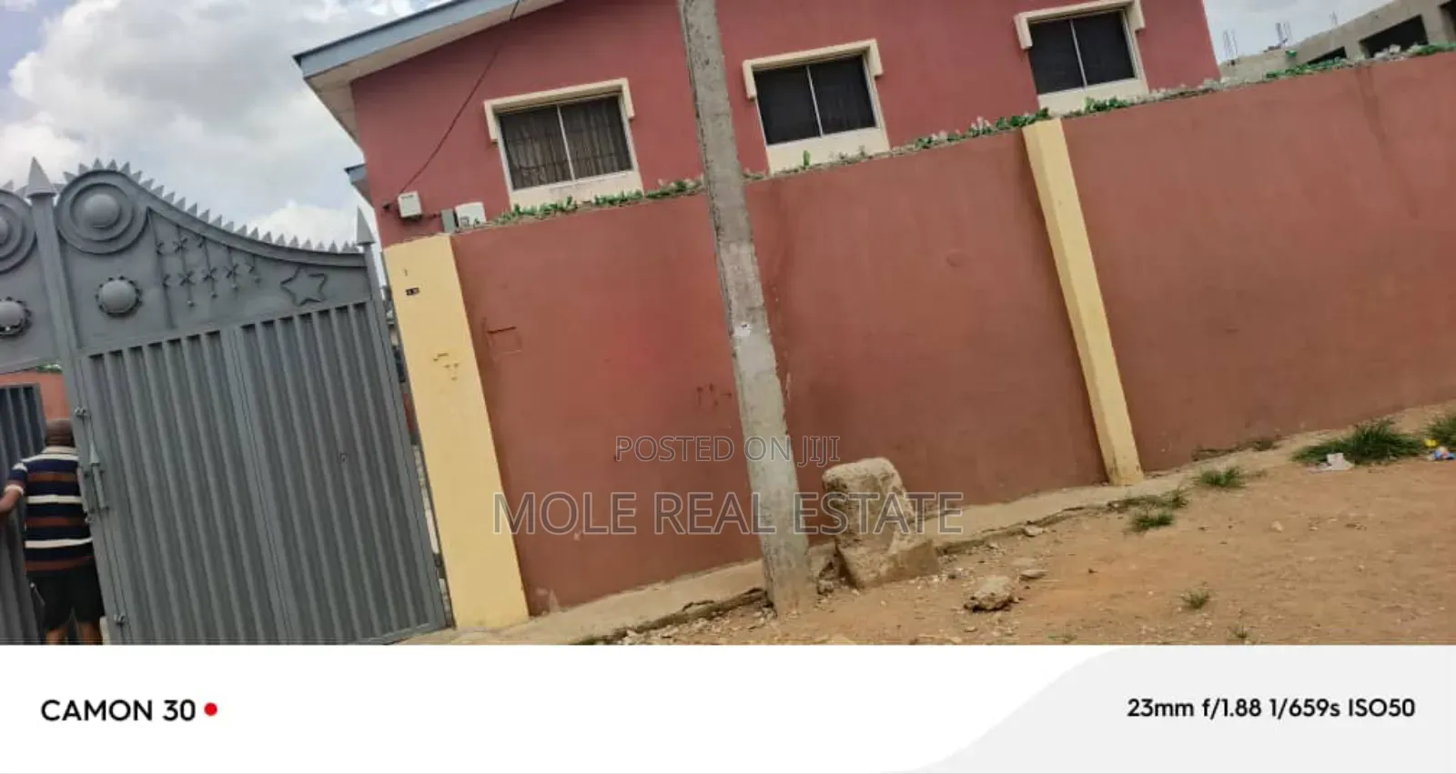 4bdrm Block of Flats in Alakuko for sale