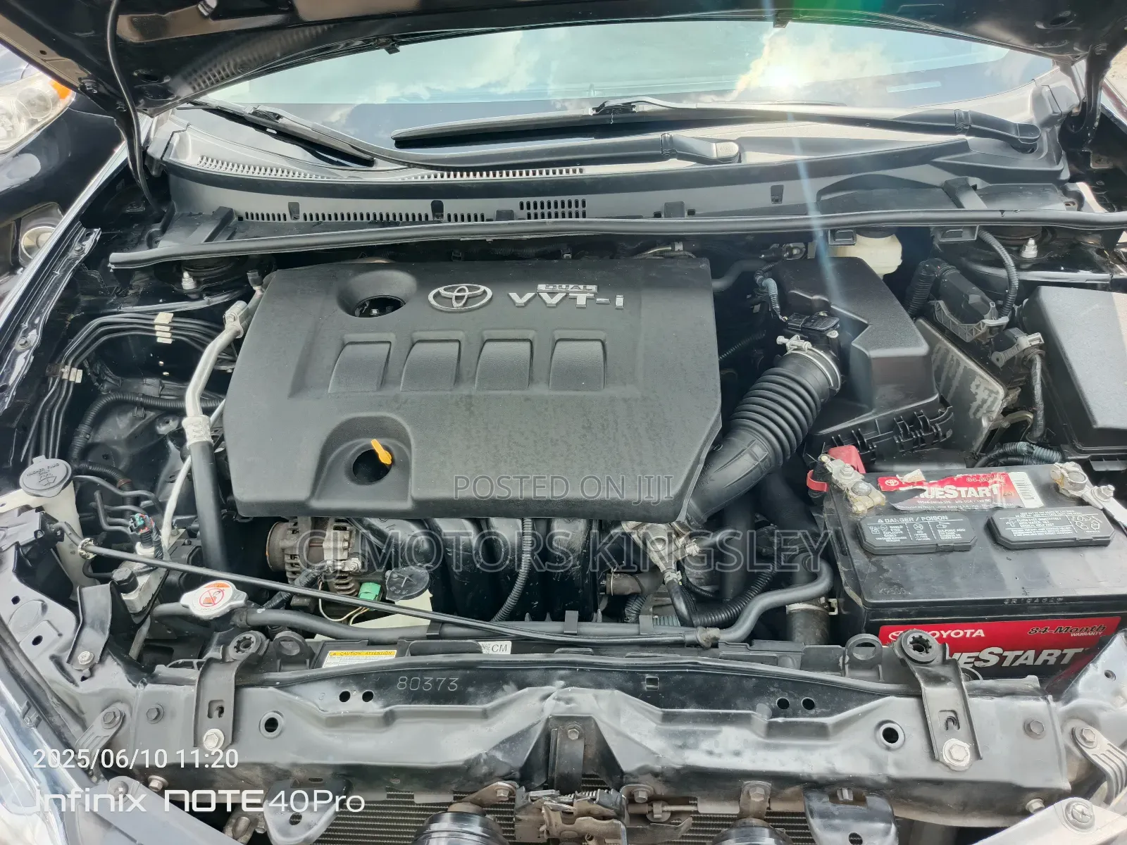 Toyota Corolla LE ECO Premium (1.8L 4cyl CVT) 2016 Black