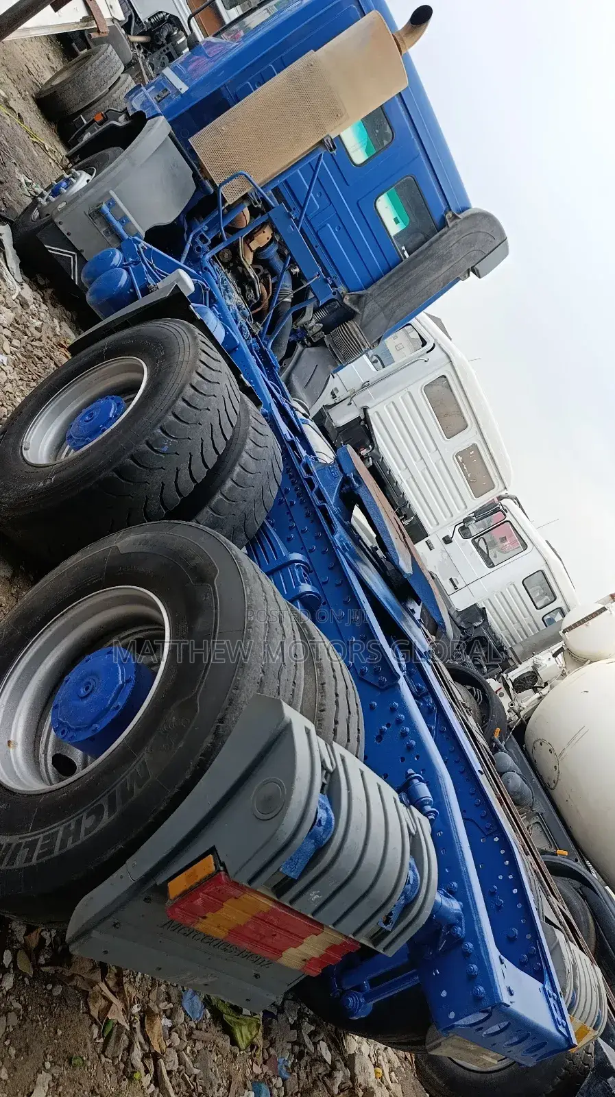 Foreign Used Mercedes Benz Actros 10 Tyres Trailer Head