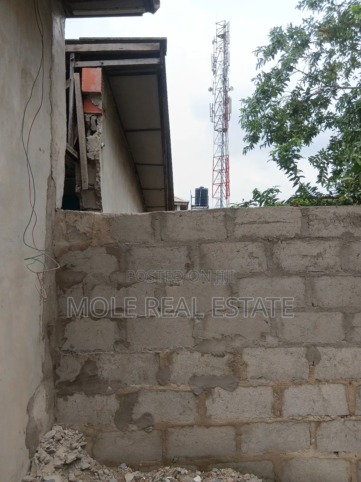 300sqm ( Half Plot) Governor's Rd By Bustop