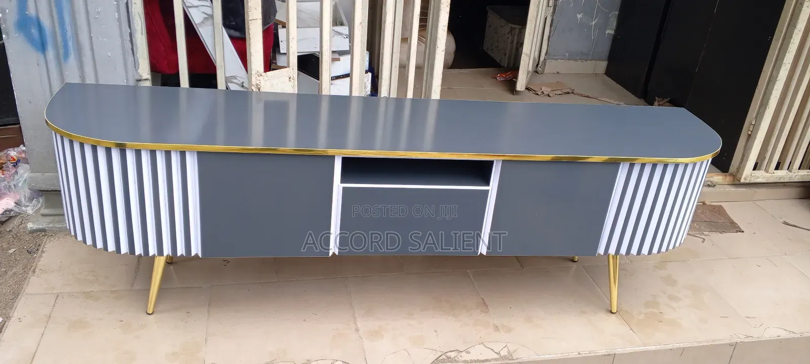 Center Table and Tv Console