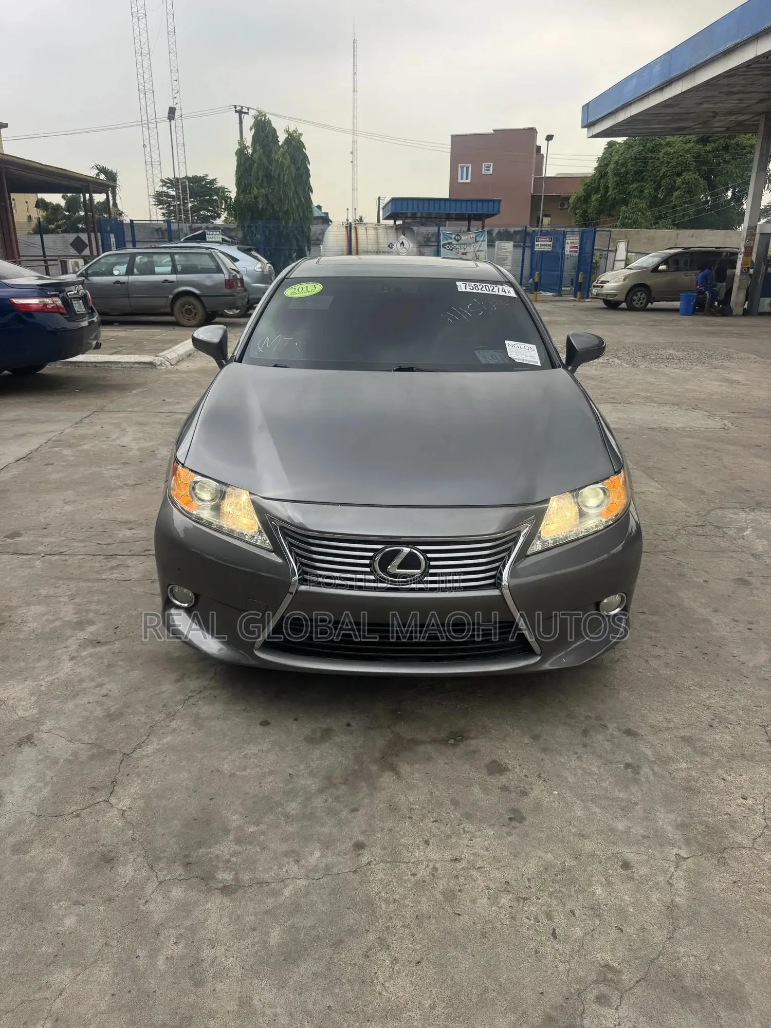 Lexus ES 350 FWD 2013 Gray