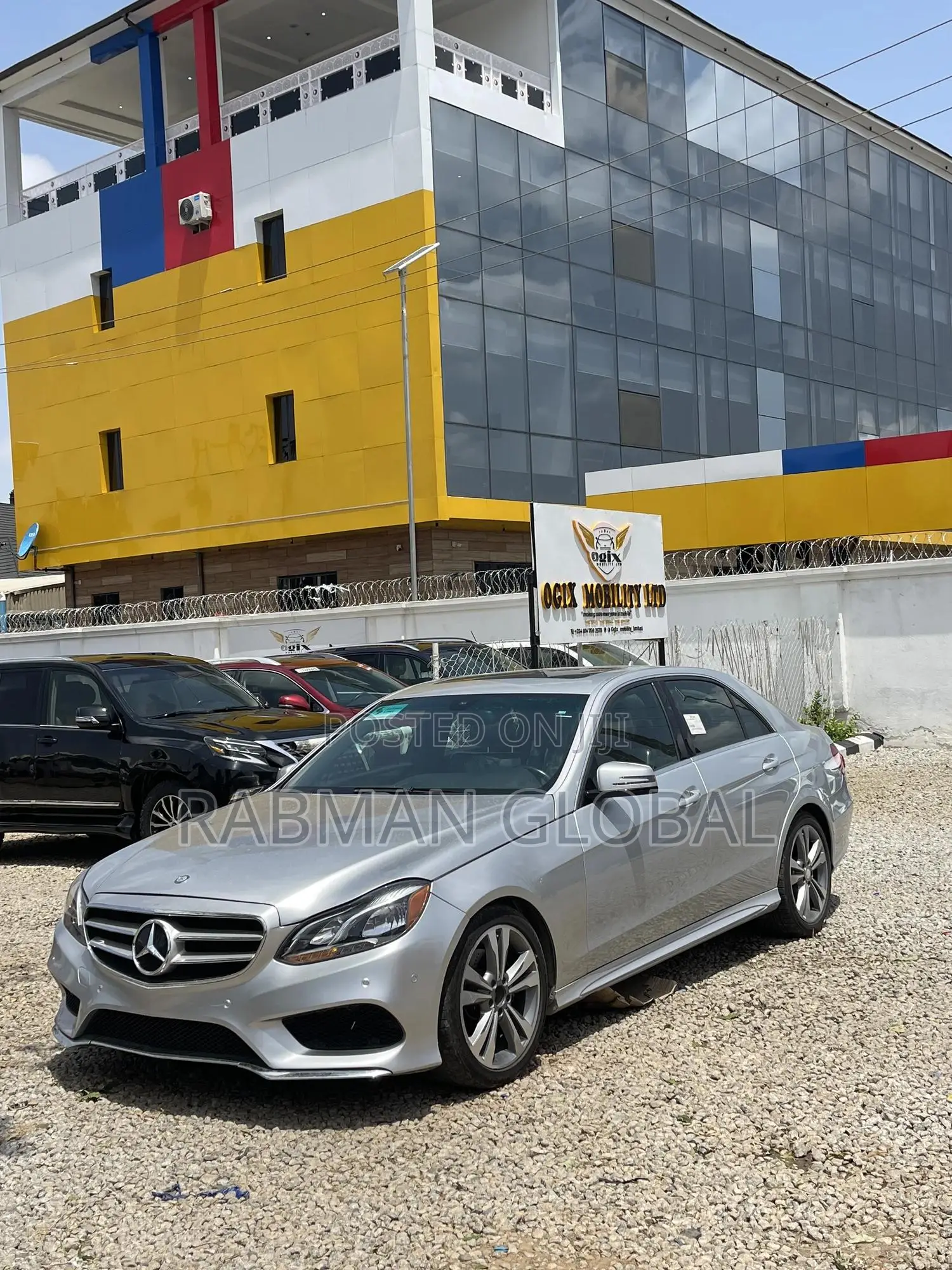 Mercedes-Benz E350 Base 4Matic Sedan AWD (3.5L 6cyl 7A) 2014 Silver