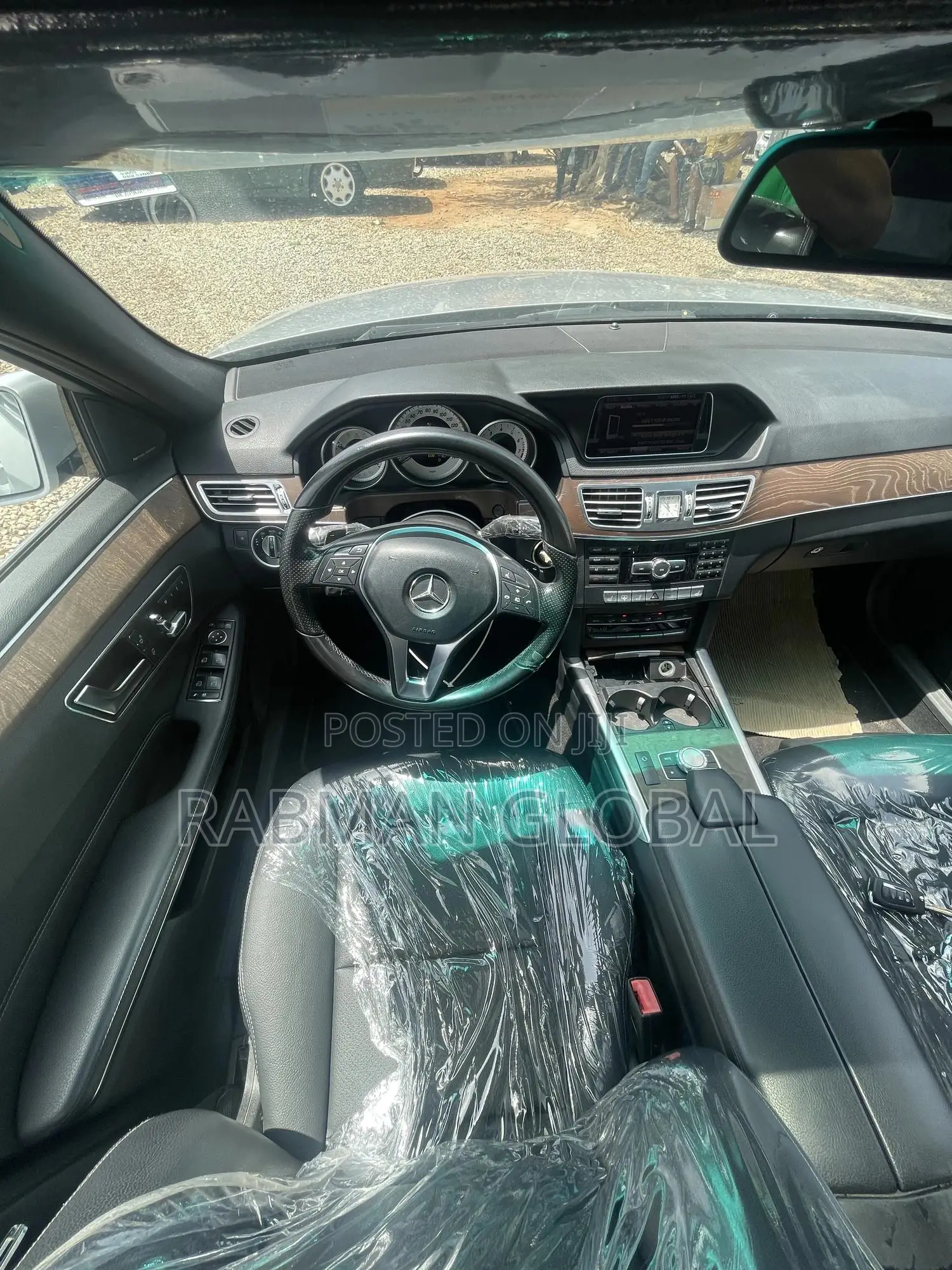 Mercedes-Benz E350 Base 4Matic Sedan AWD (3.5L 6cyl 7A) 2014 Silver