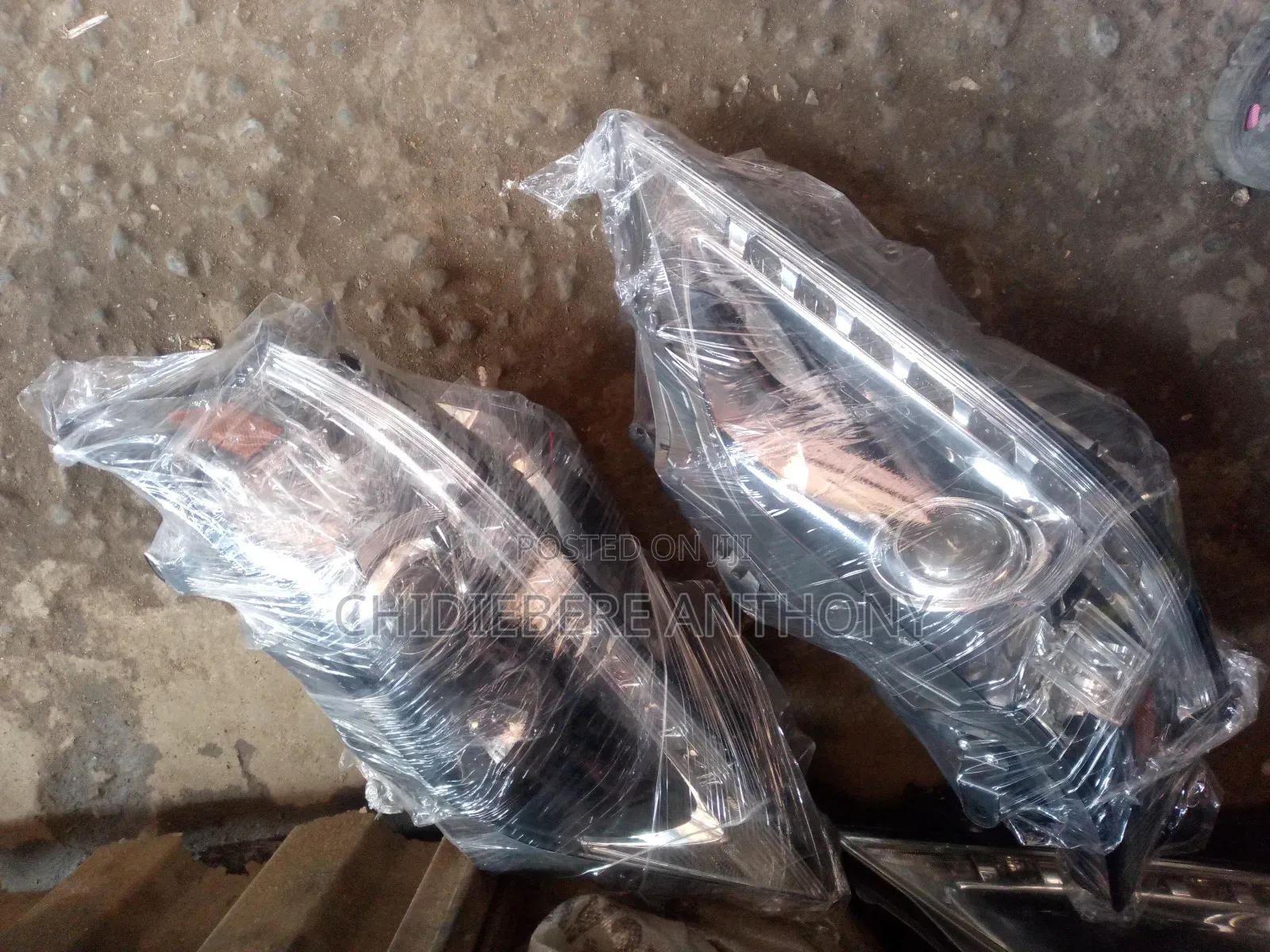 Original Both Sides Headlight Rx350 2015 Model Available