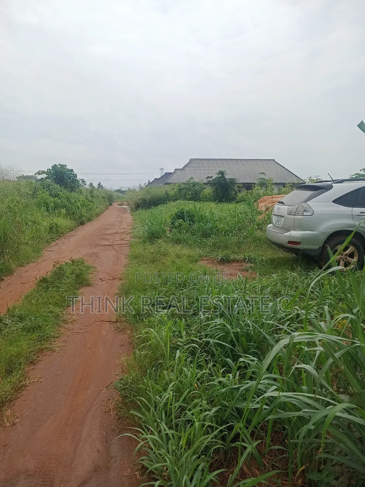 100/200 at Utekon,Oluku for 8m Net,3poles From the Tarred Rd